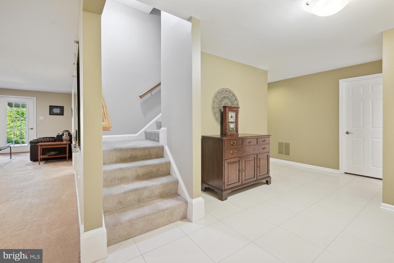 FOX HILLS - Residential