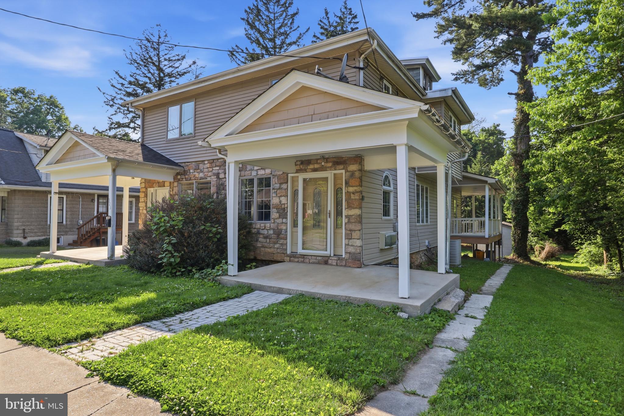 323 E ORANGE STREET