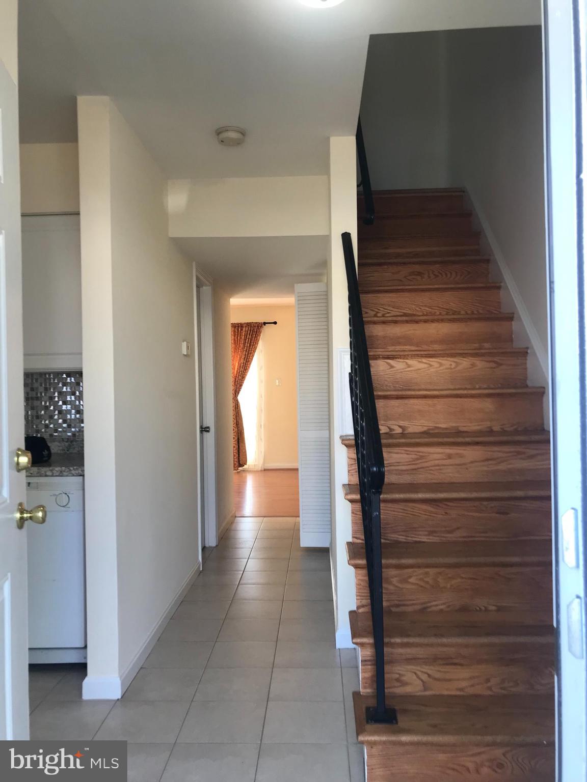 8053 COMMUNITY DRIVE
