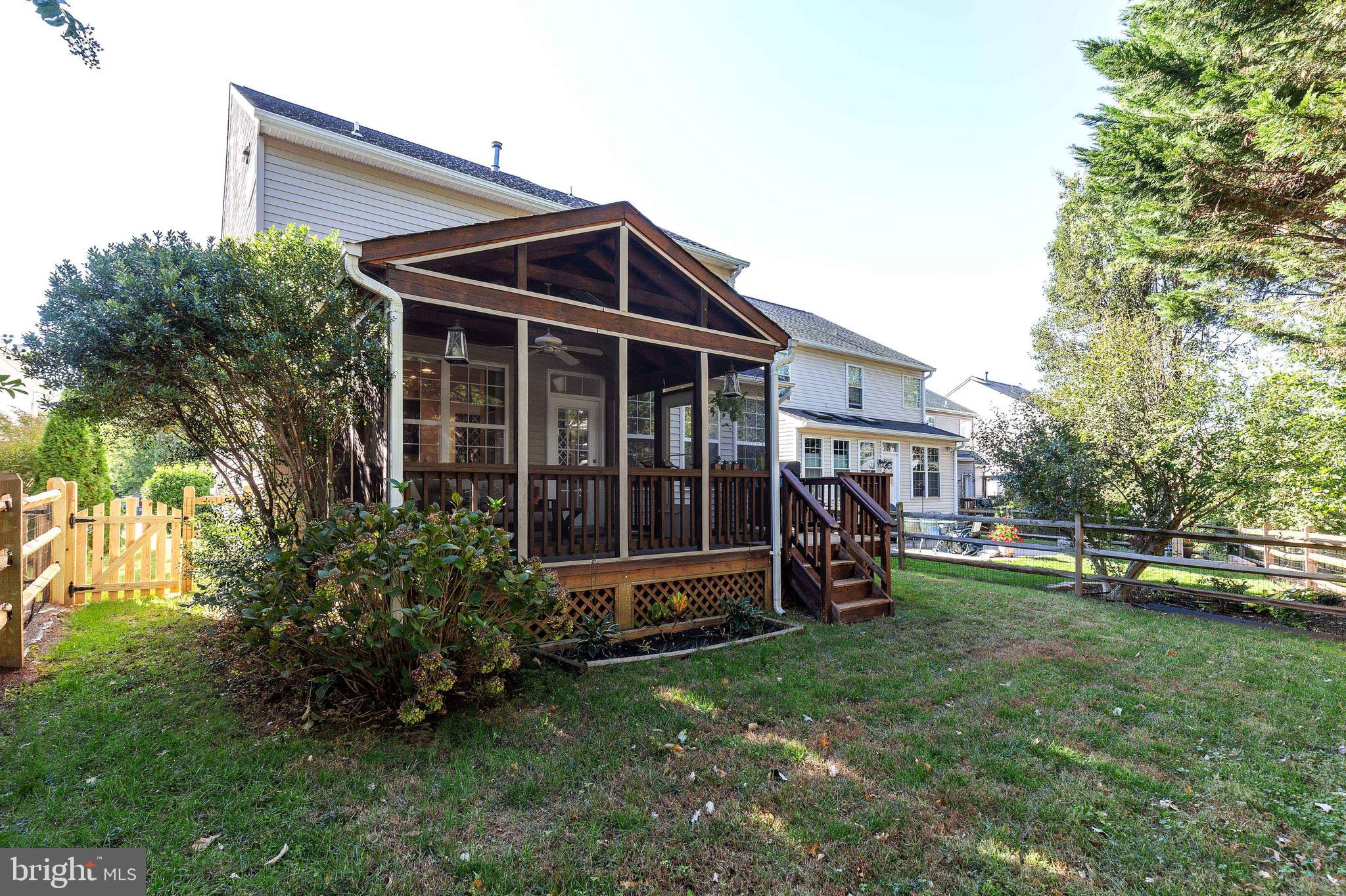 VIRGINIA OAKS - Residential