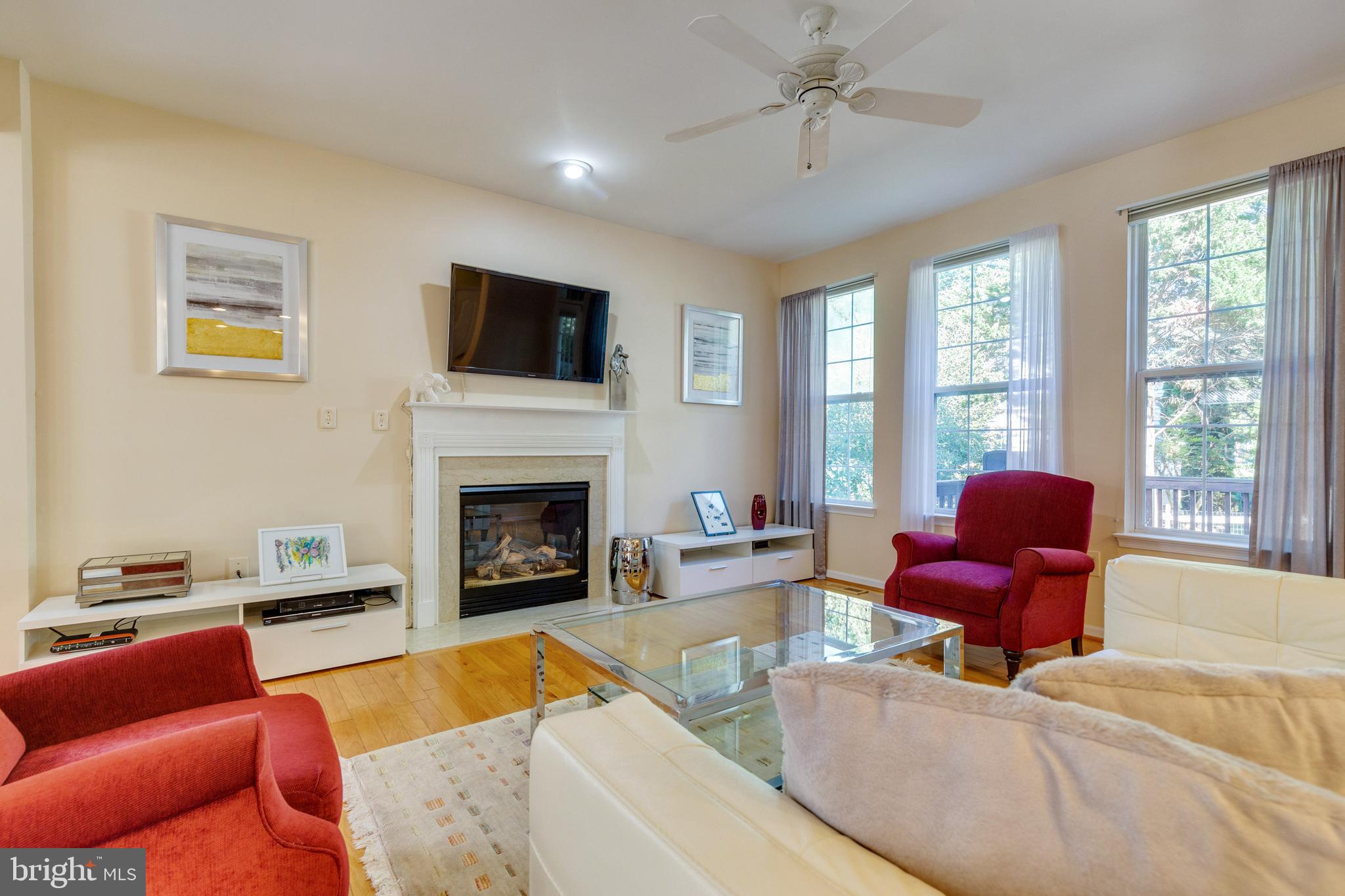 VIRGINIA OAKS - Residential