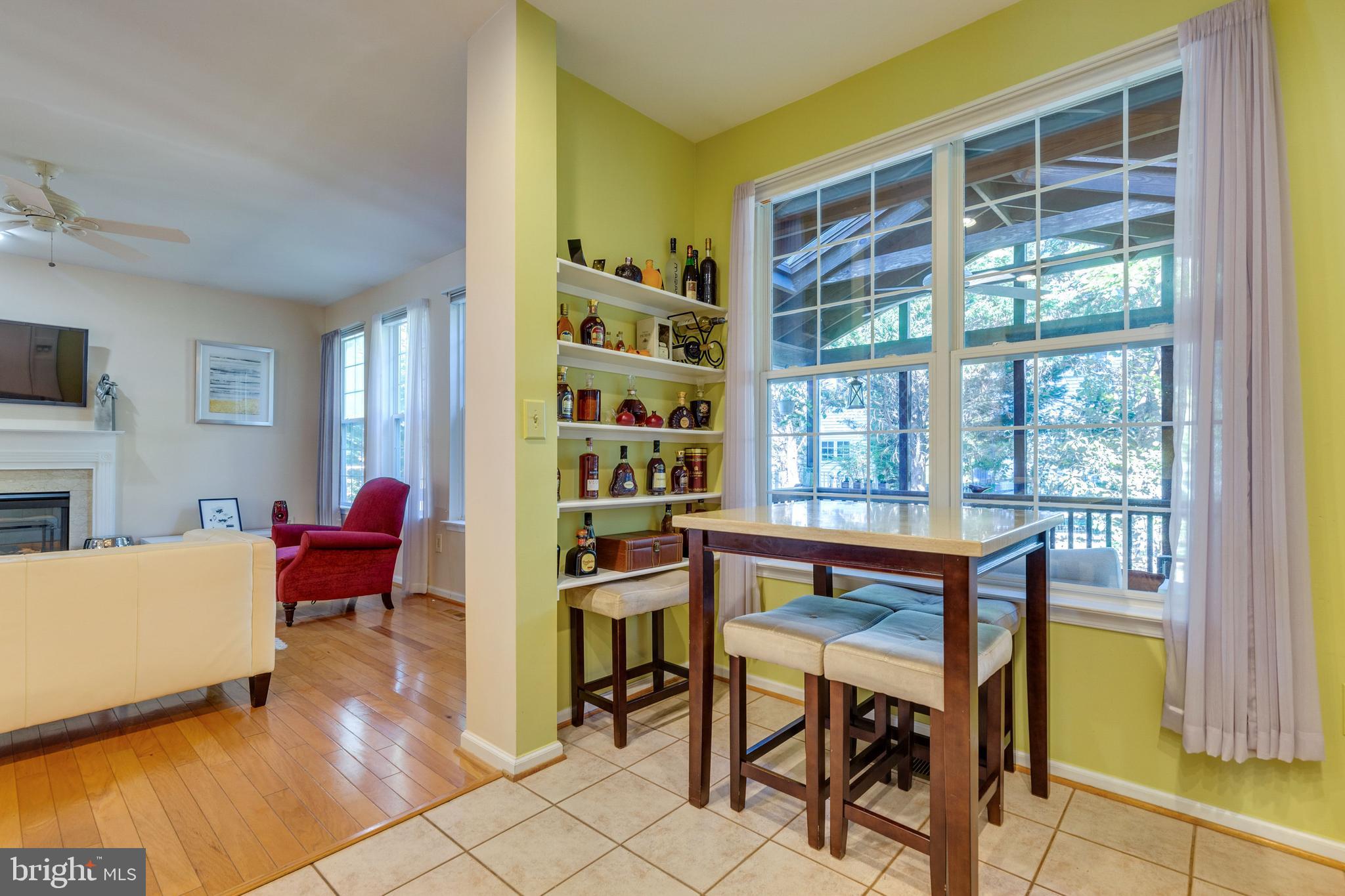 VIRGINIA OAKS - Residential