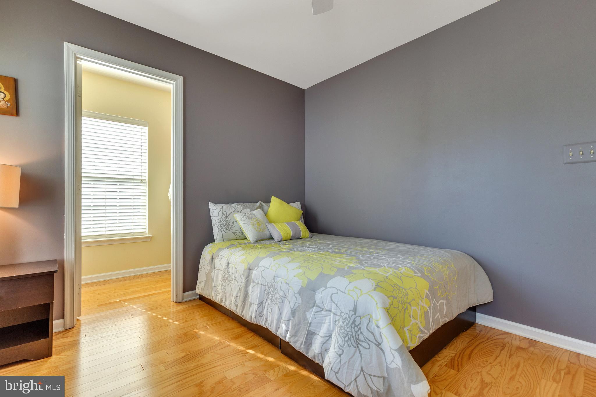 VIRGINIA OAKS - Residential