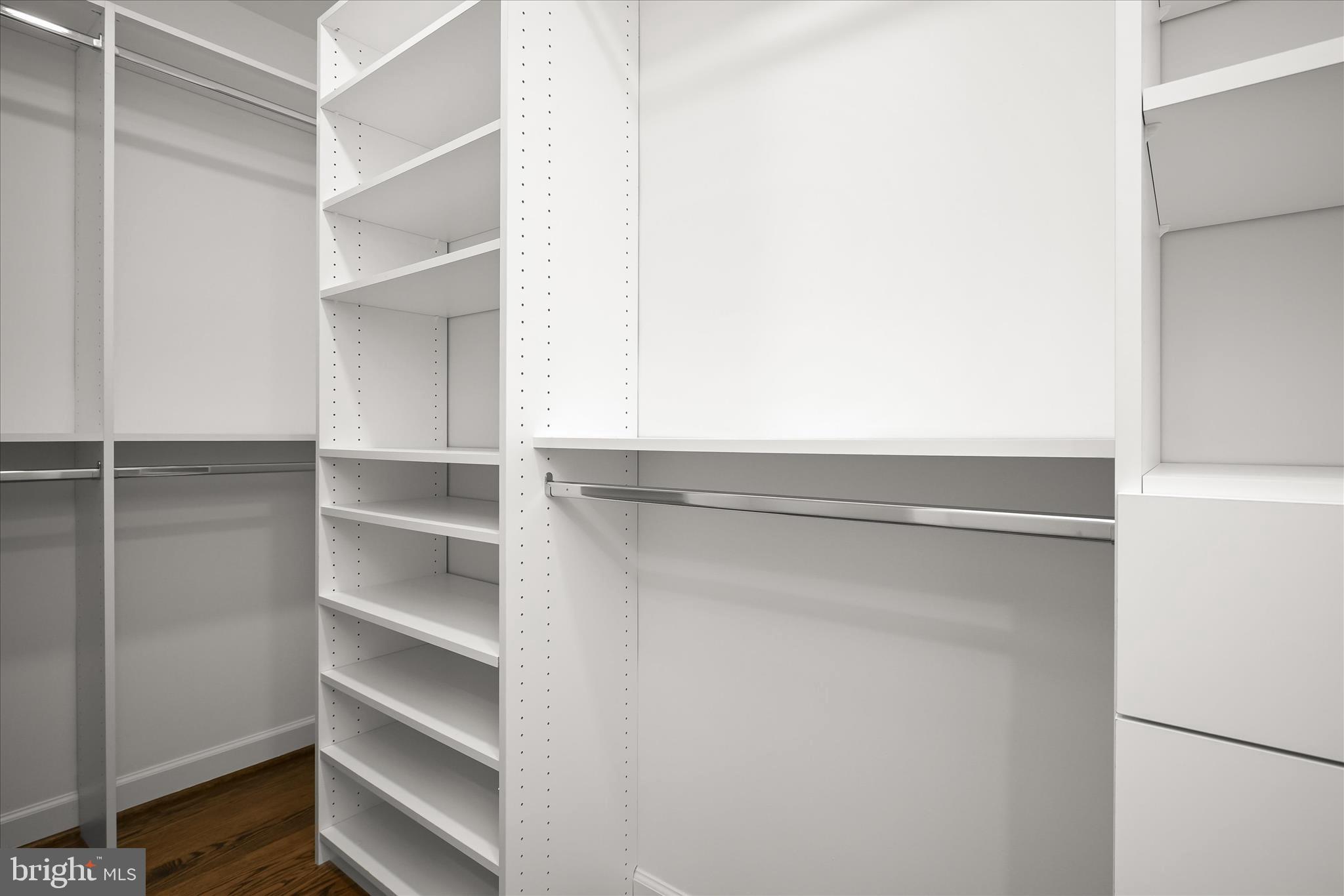 AVENEL - Residential