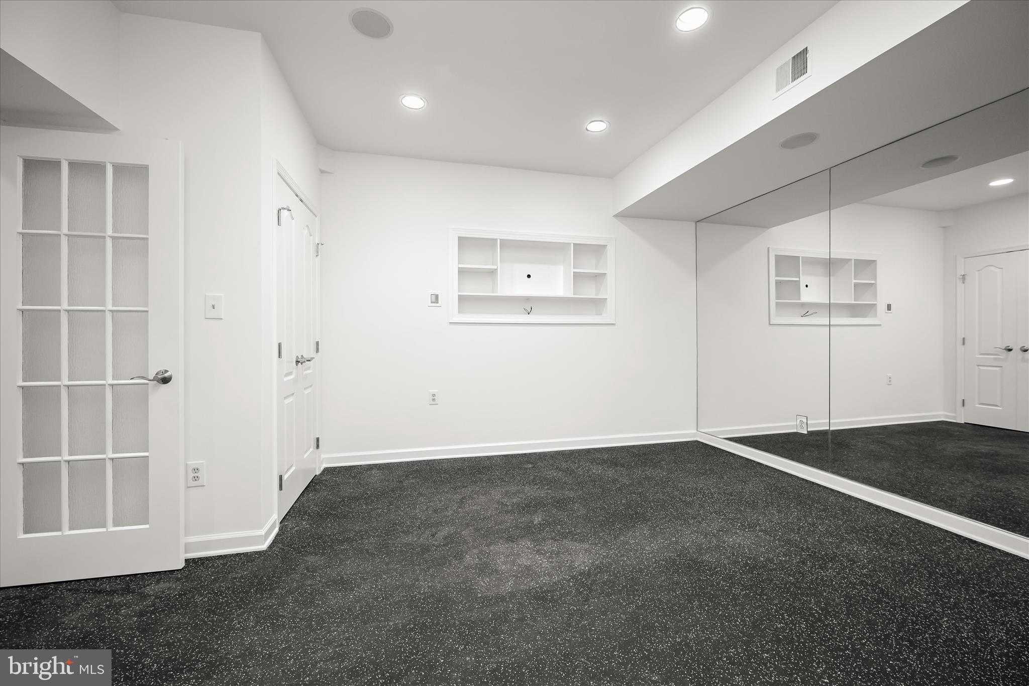 AVENEL - Residential