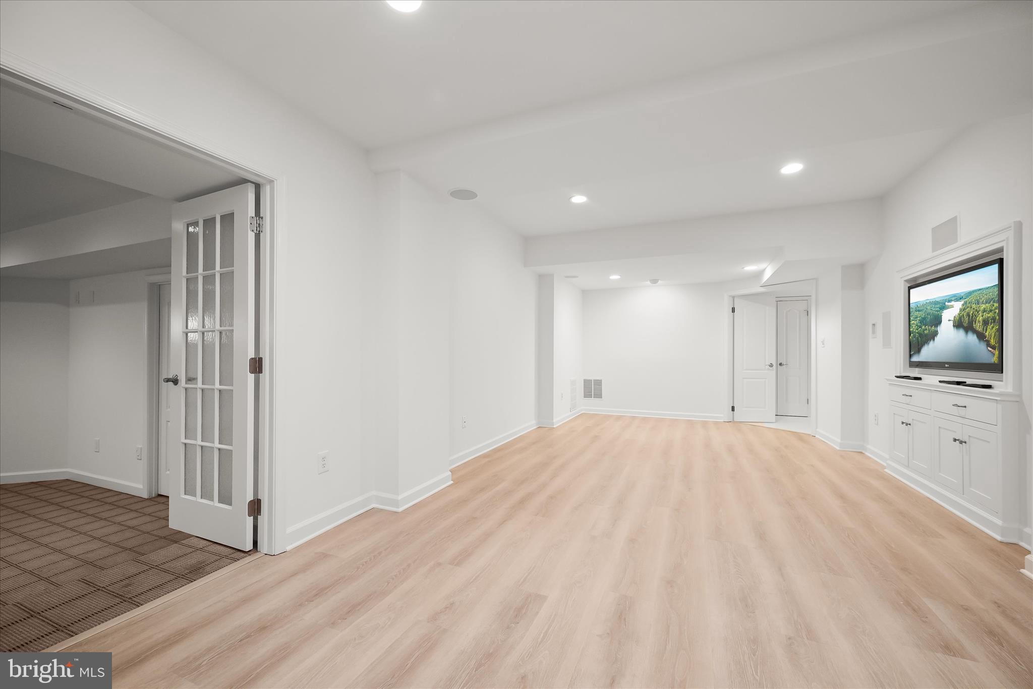 AVENEL - Residential