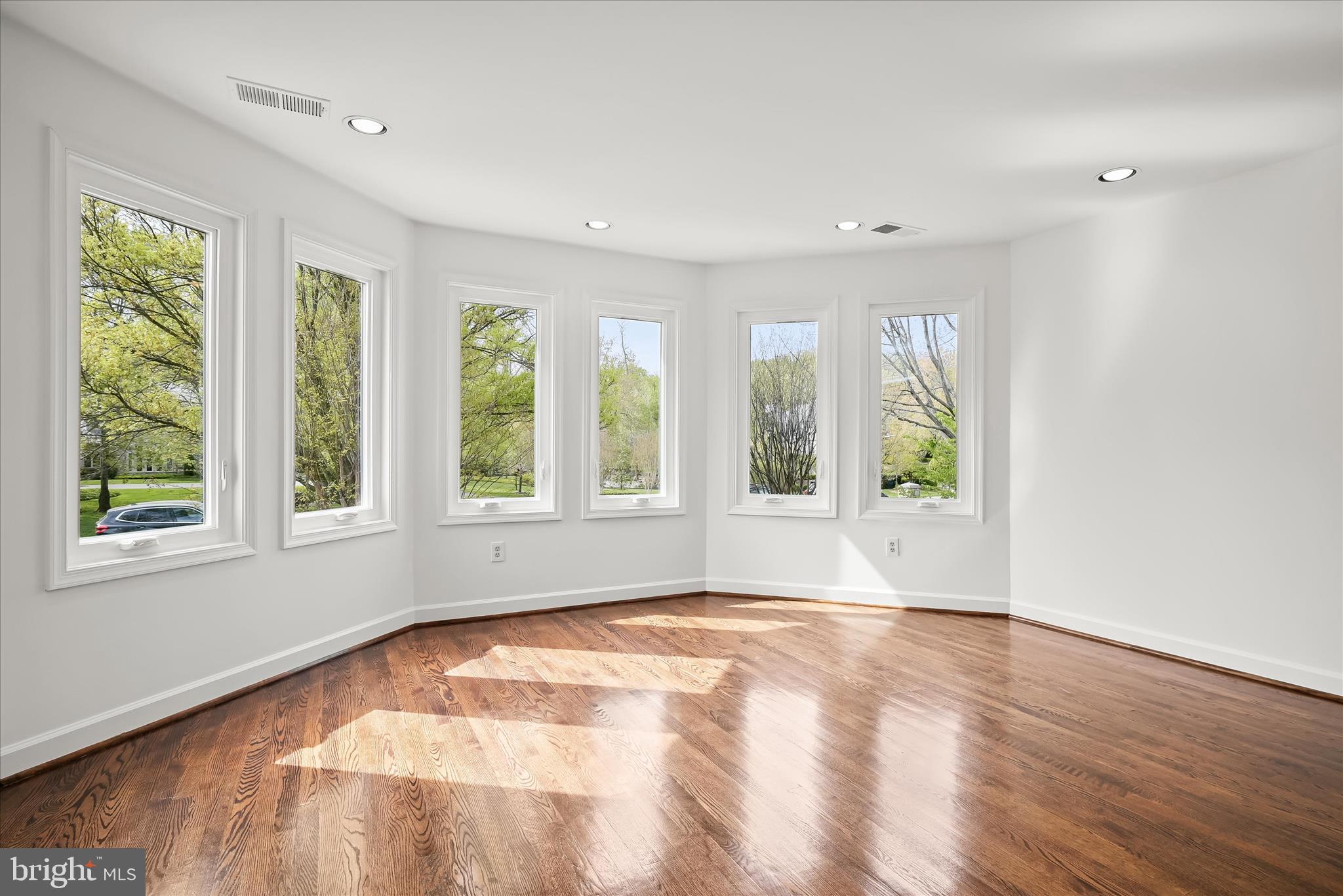 AVENEL - Residential