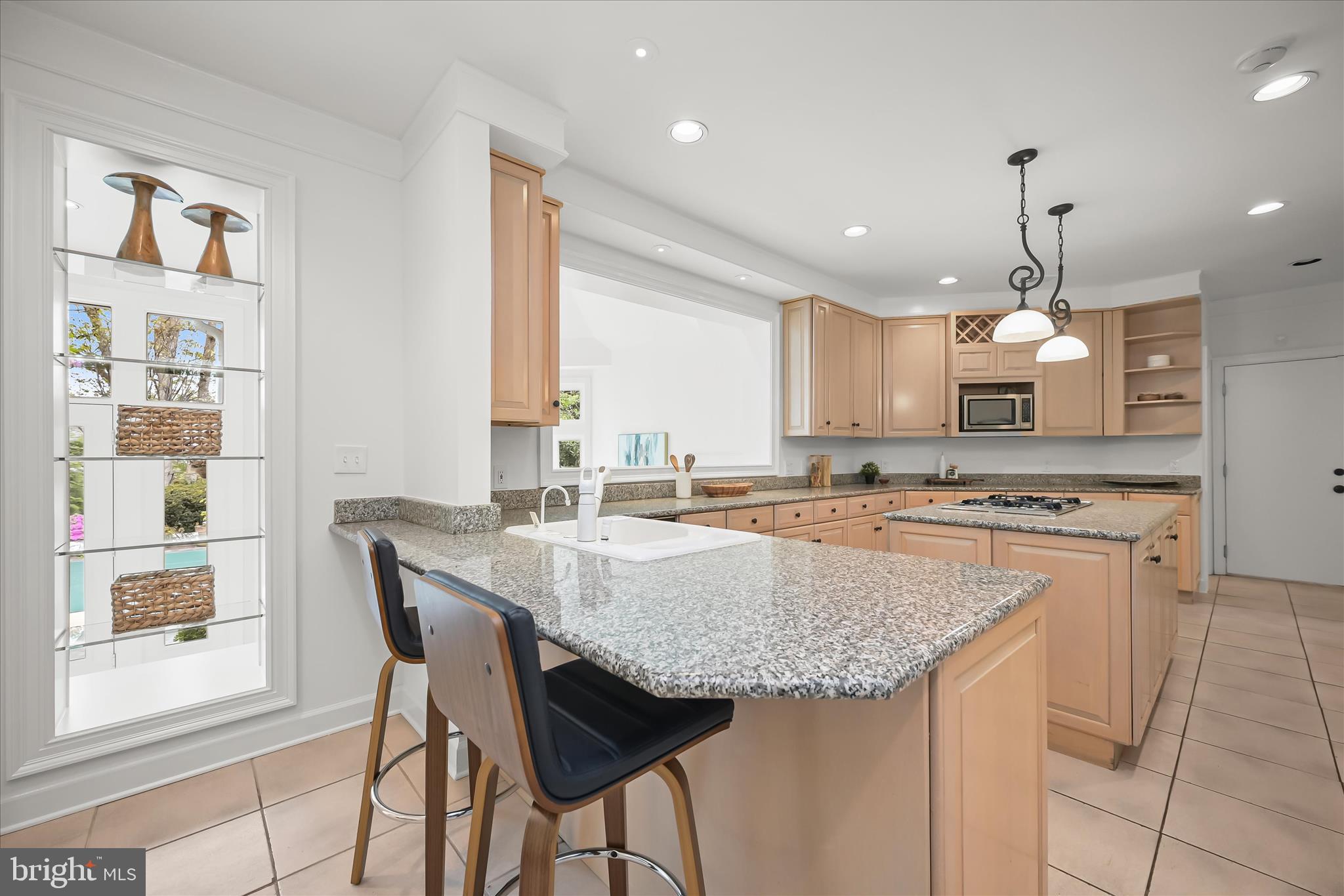 AVENEL - Residential