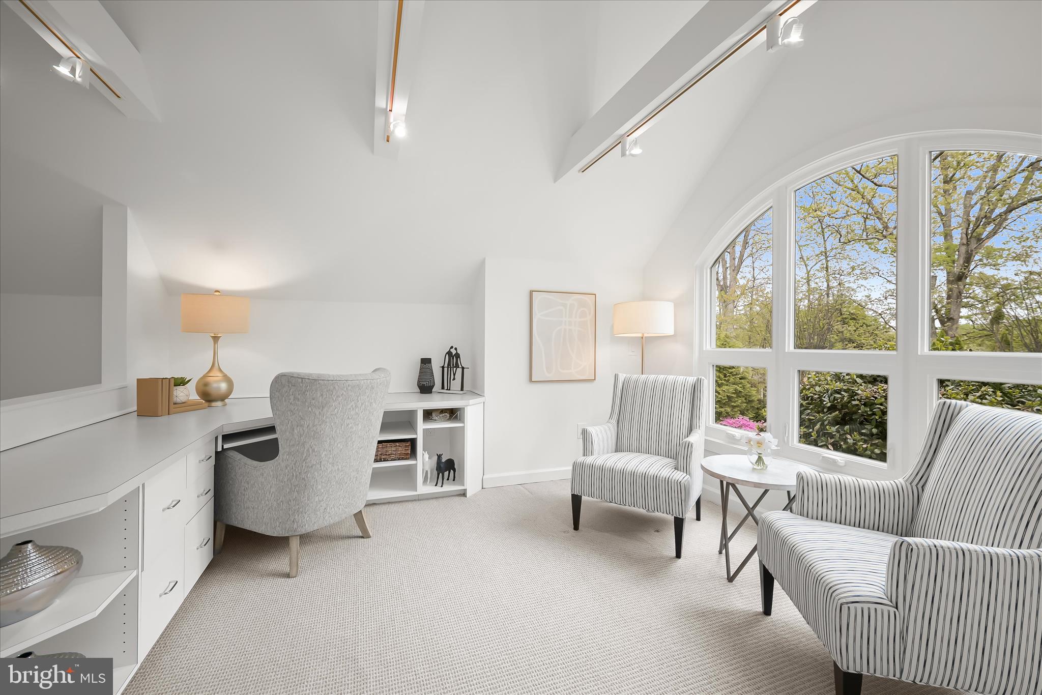 AVENEL - Residential