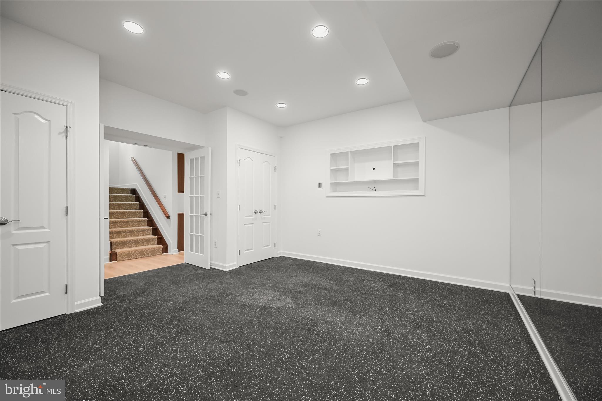 AVENEL - Residential