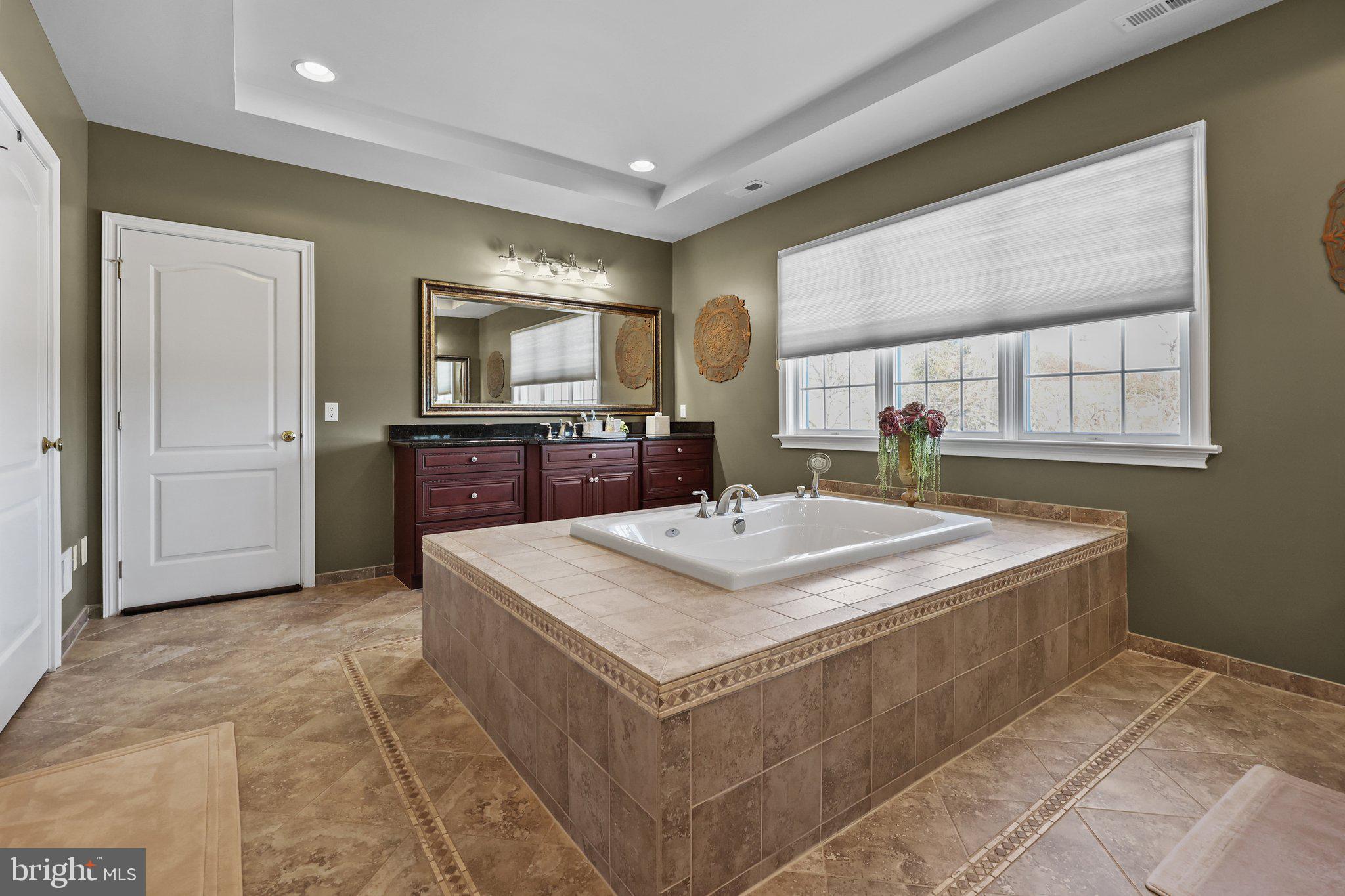 ESTATES AT HILLTOWN - Residential