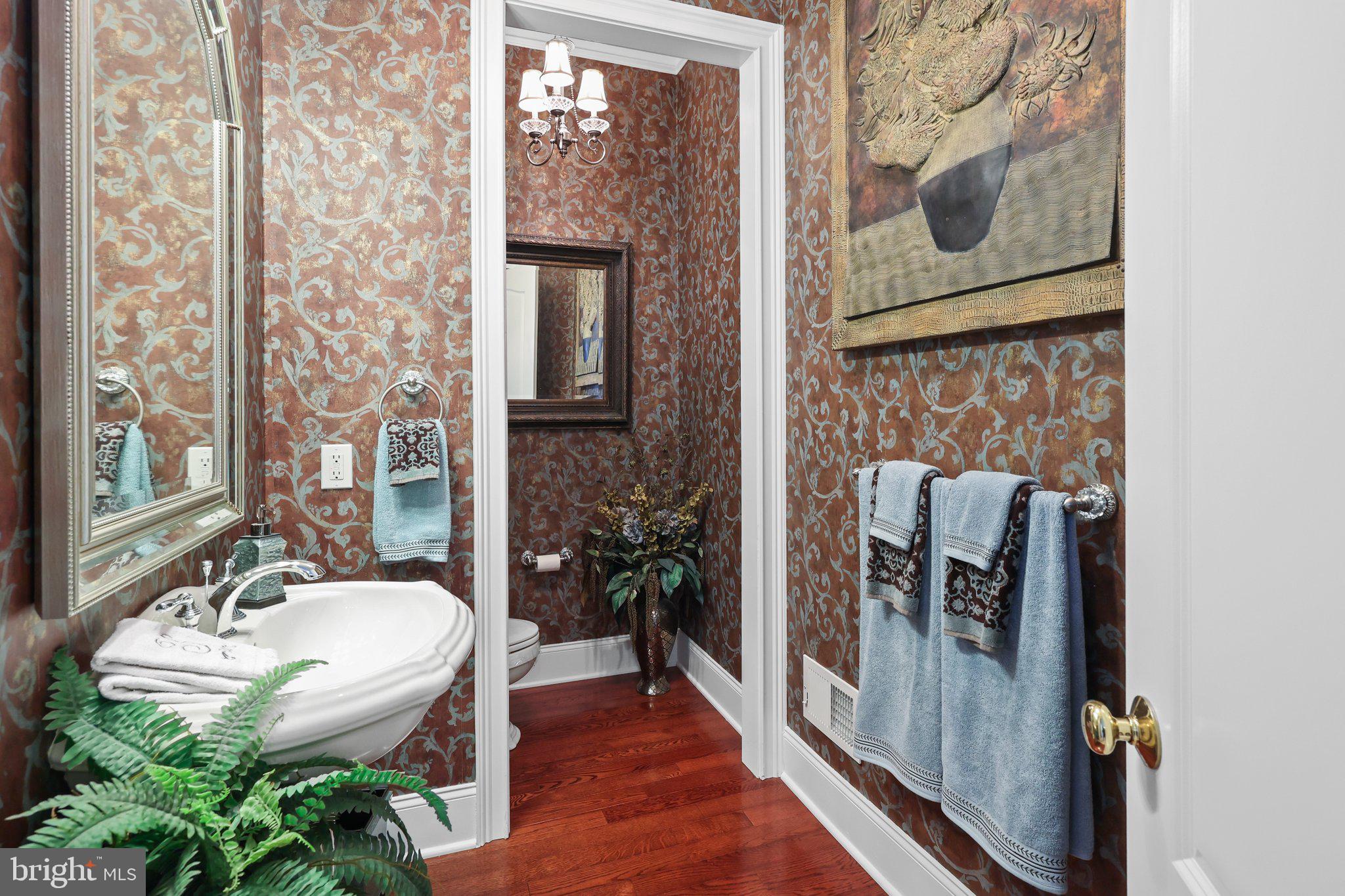 ESTATES AT HILLTOWN - Residential