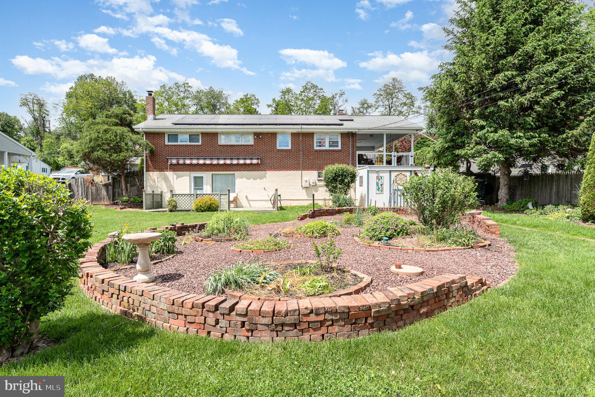 FAIRVIEW PARK - Residential