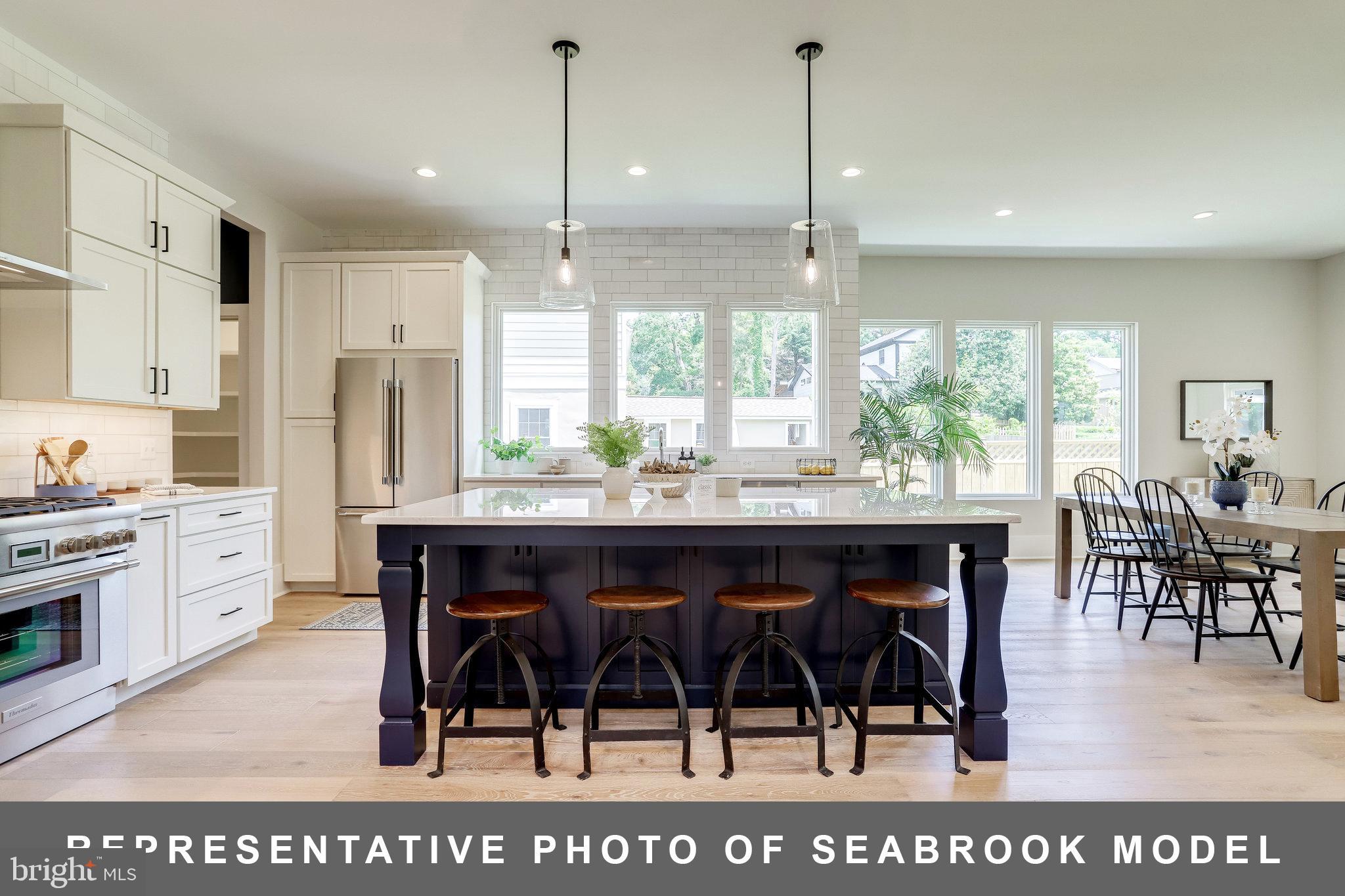 ADDISON HEIGHTS - Residential