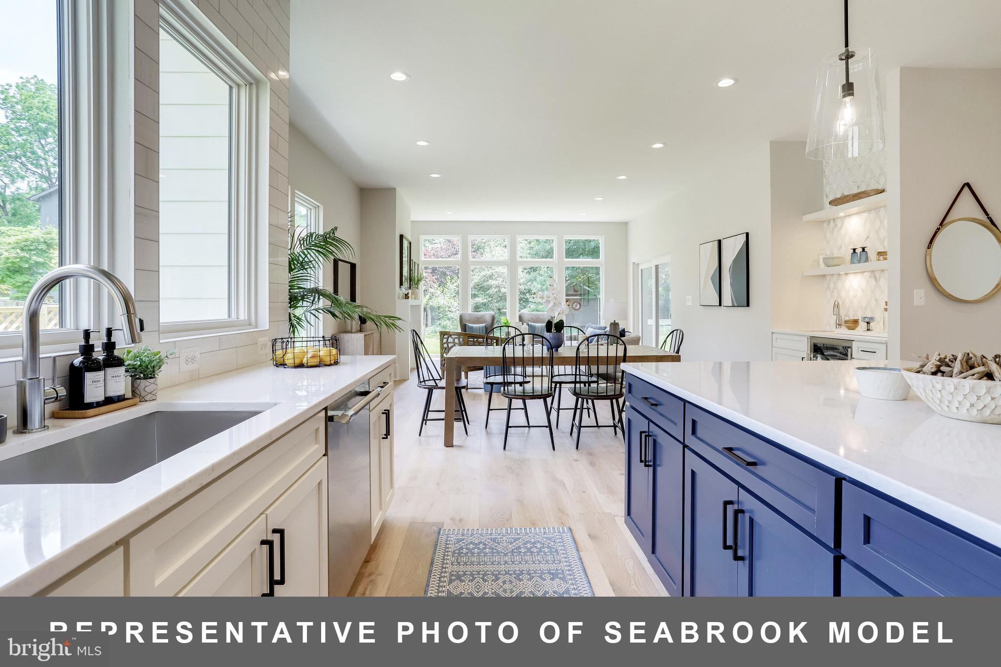 ADDISON HEIGHTS - Residential