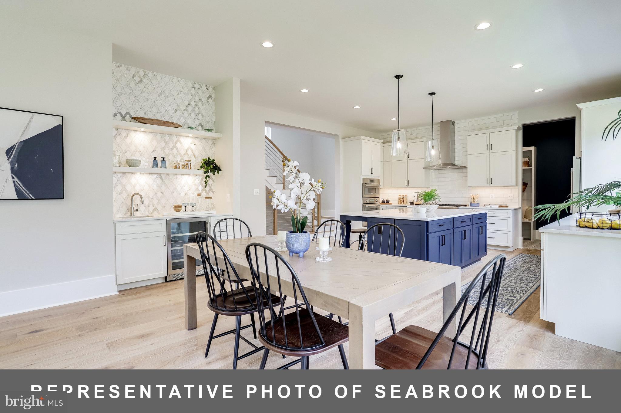 ADDISON HEIGHTS - Residential