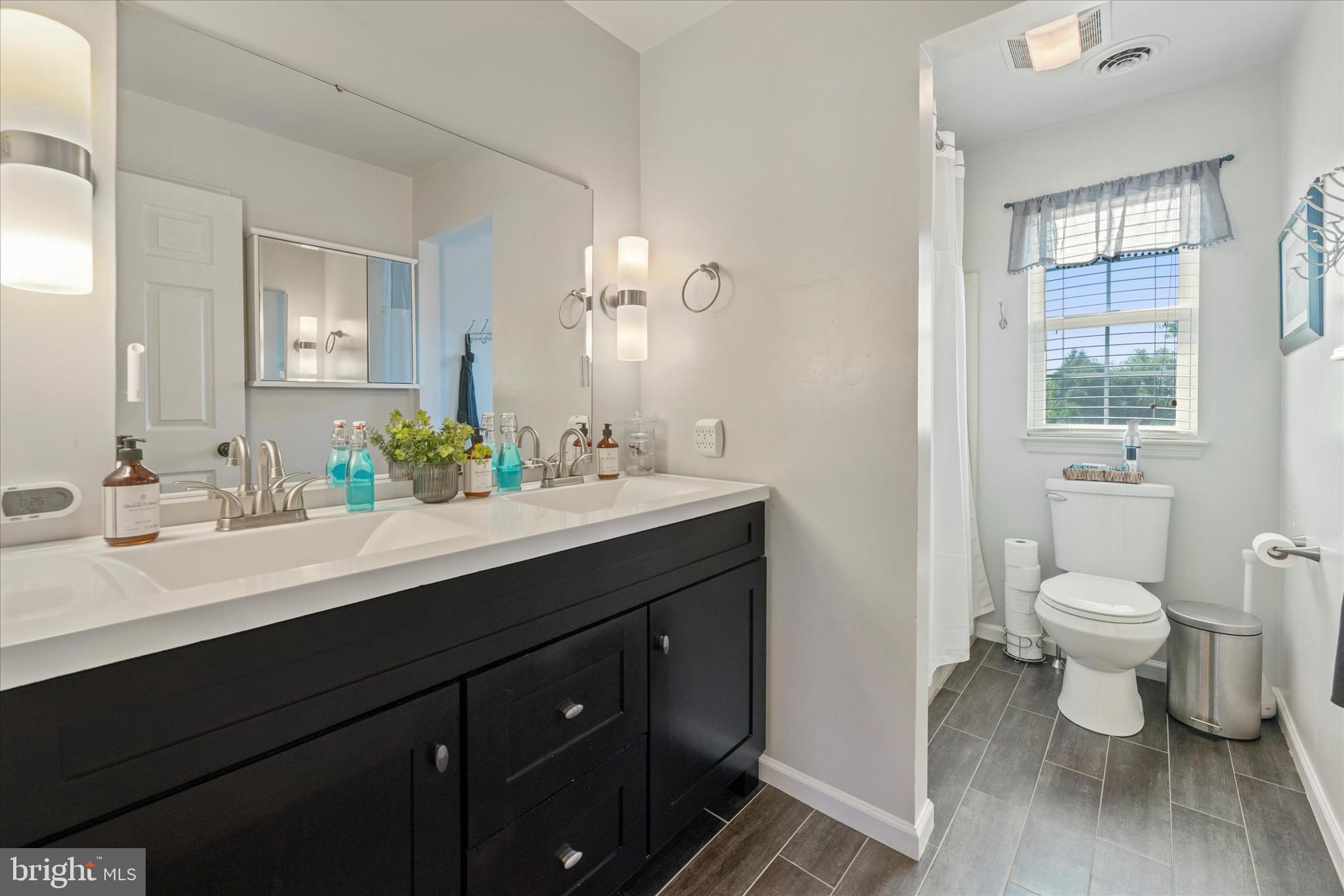 WHITFORD HILL - Residential