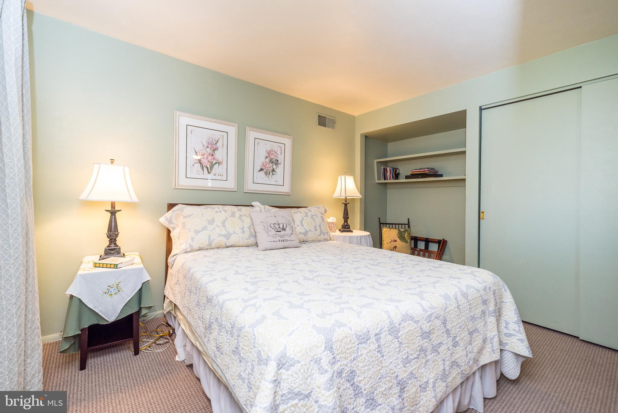 VALLEY FORGE MTN - Residential