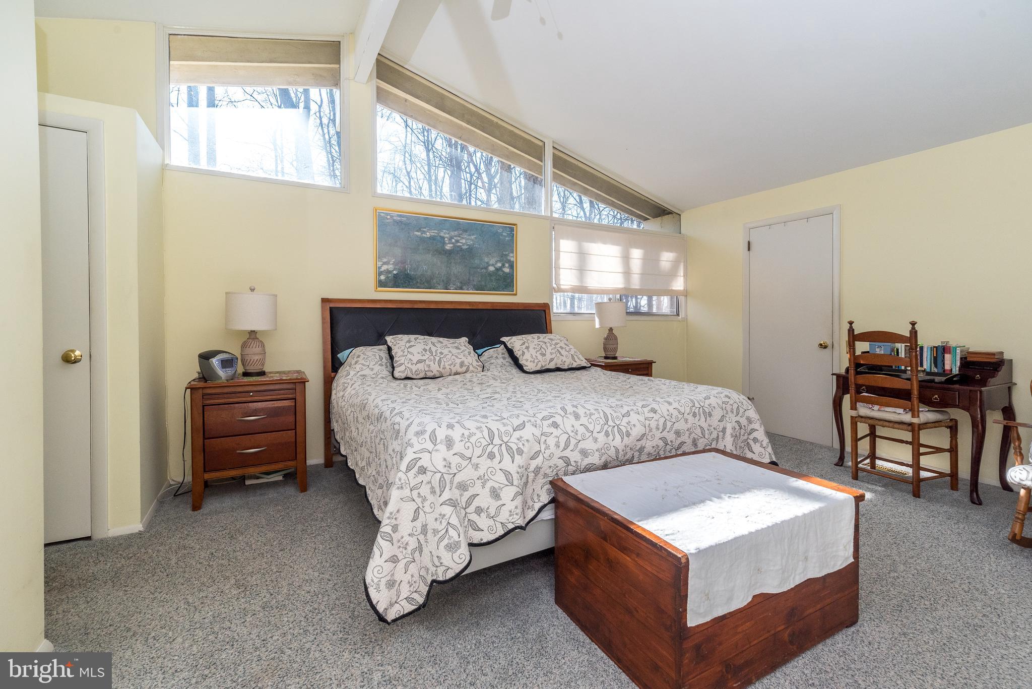 VALLEY FORGE MTN - Residential