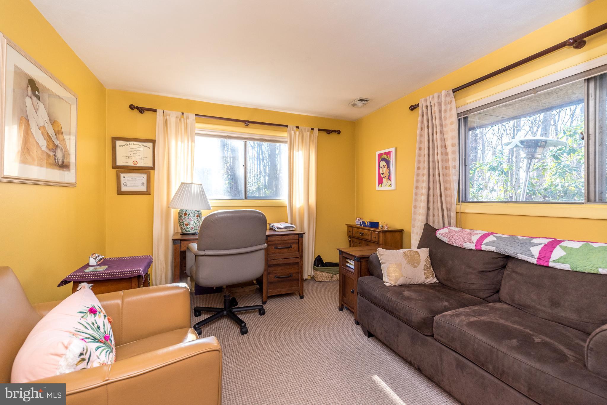 VALLEY FORGE MTN - Residential