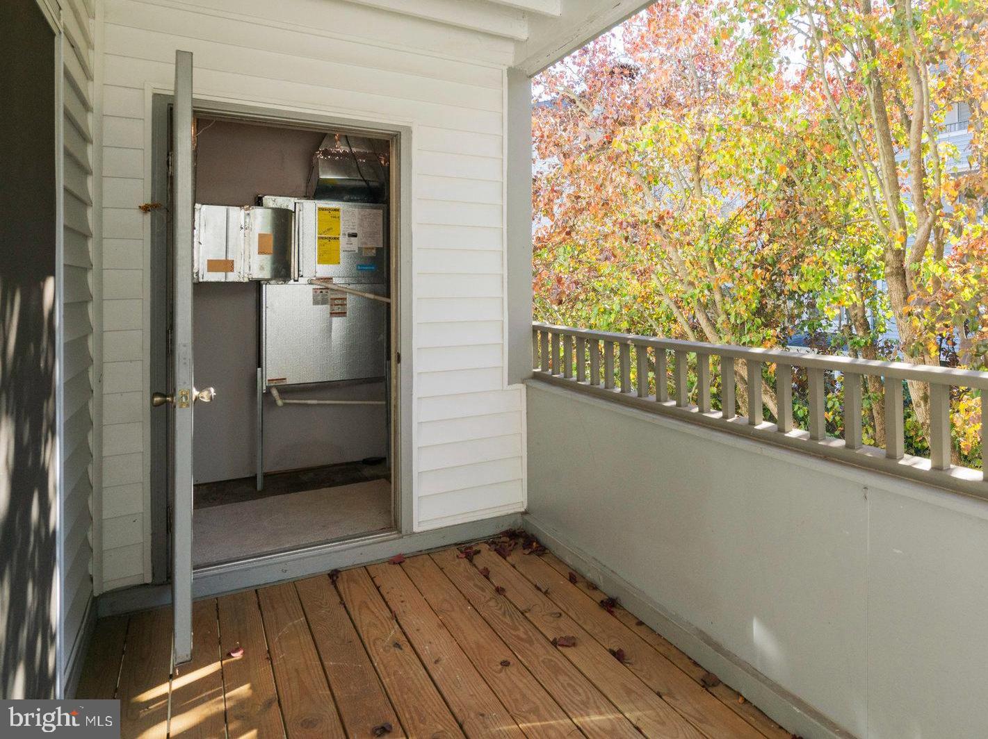 LAFAYETTE FOREST - Residential