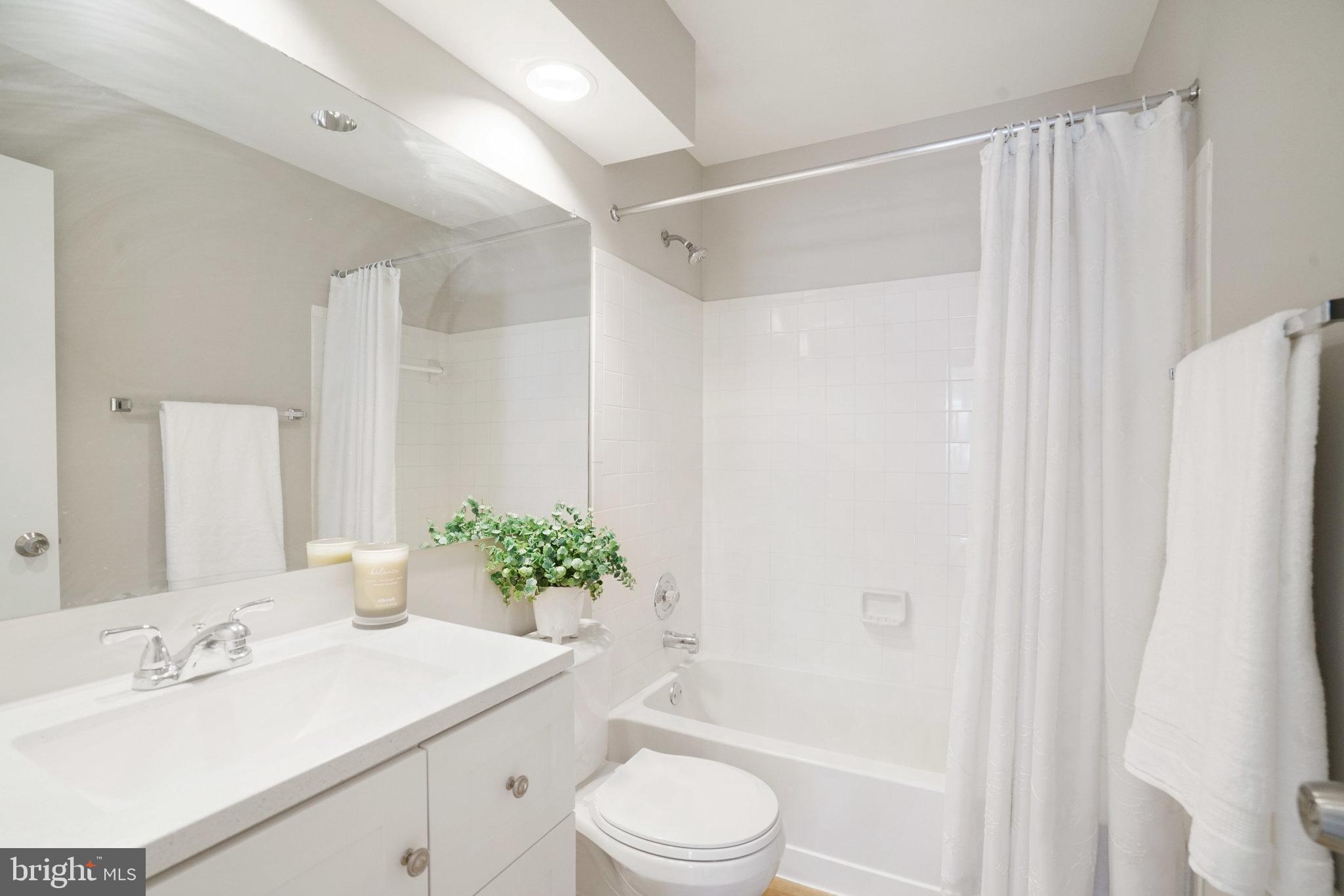 LAFAYETTE FOREST - Residential