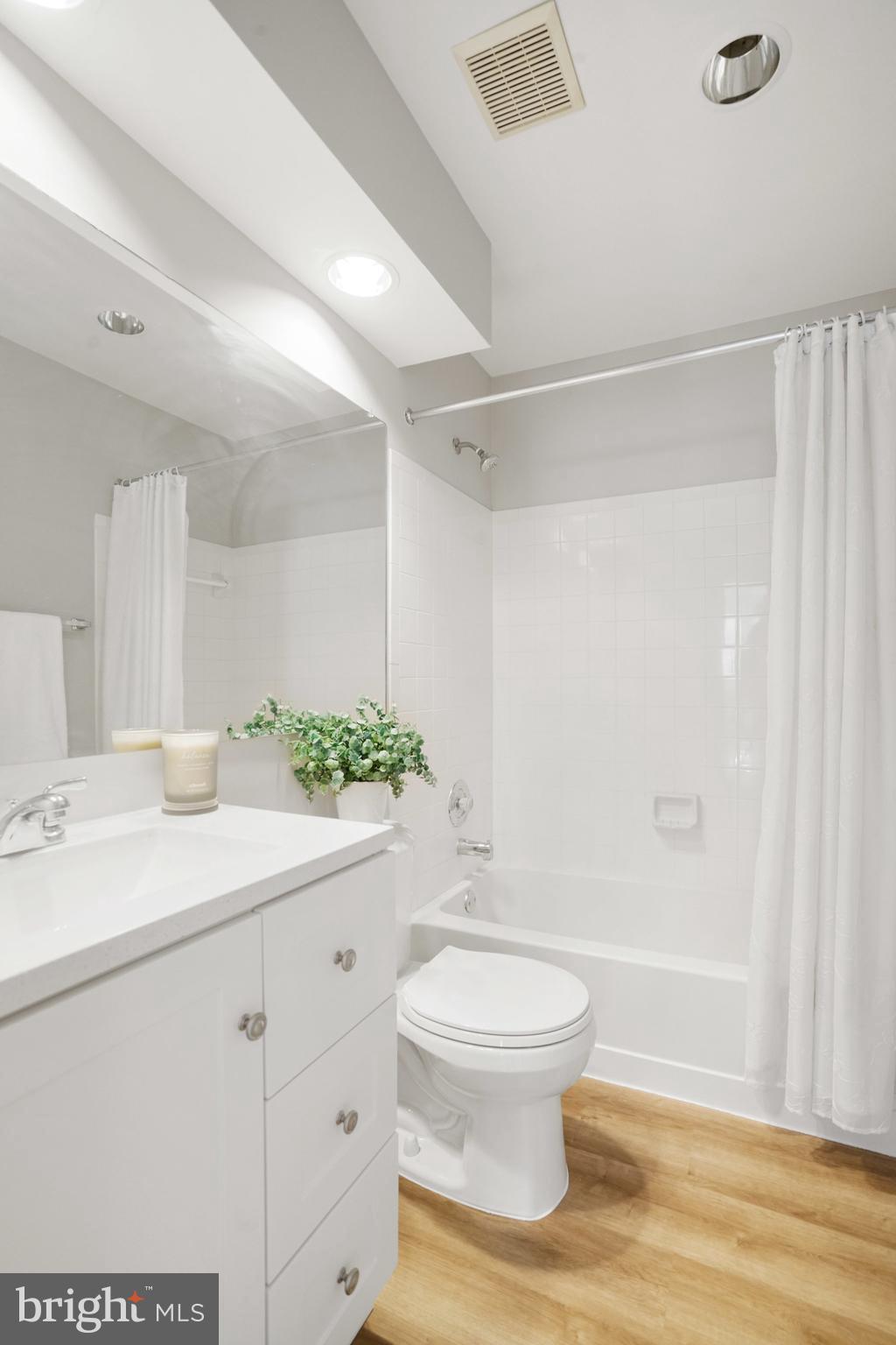 LAFAYETTE FOREST - Residential