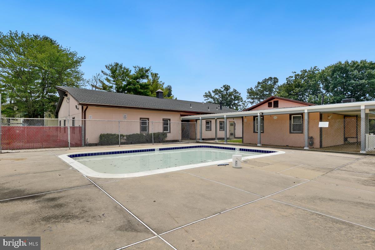 MARYLAND FARMS CONDO - Residential