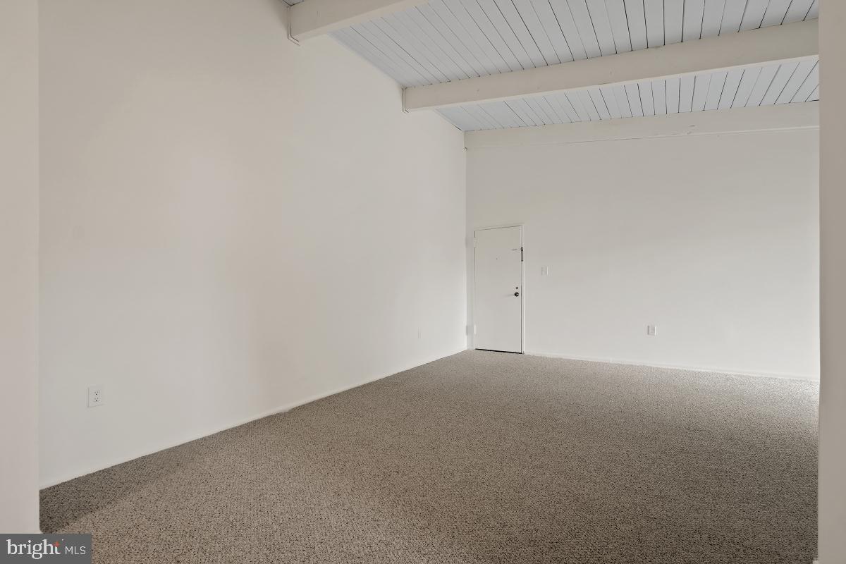 MARYLAND FARMS CONDO - Residential