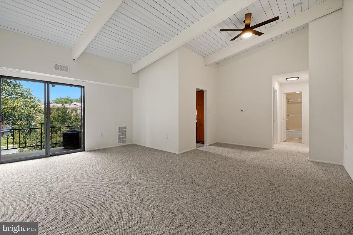 MARYLAND FARMS CONDO - Residential