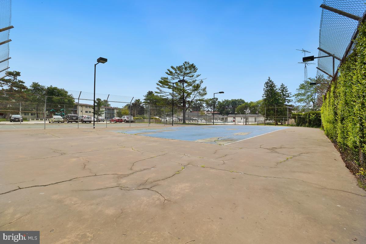 MARYLAND FARMS CONDO - Residential