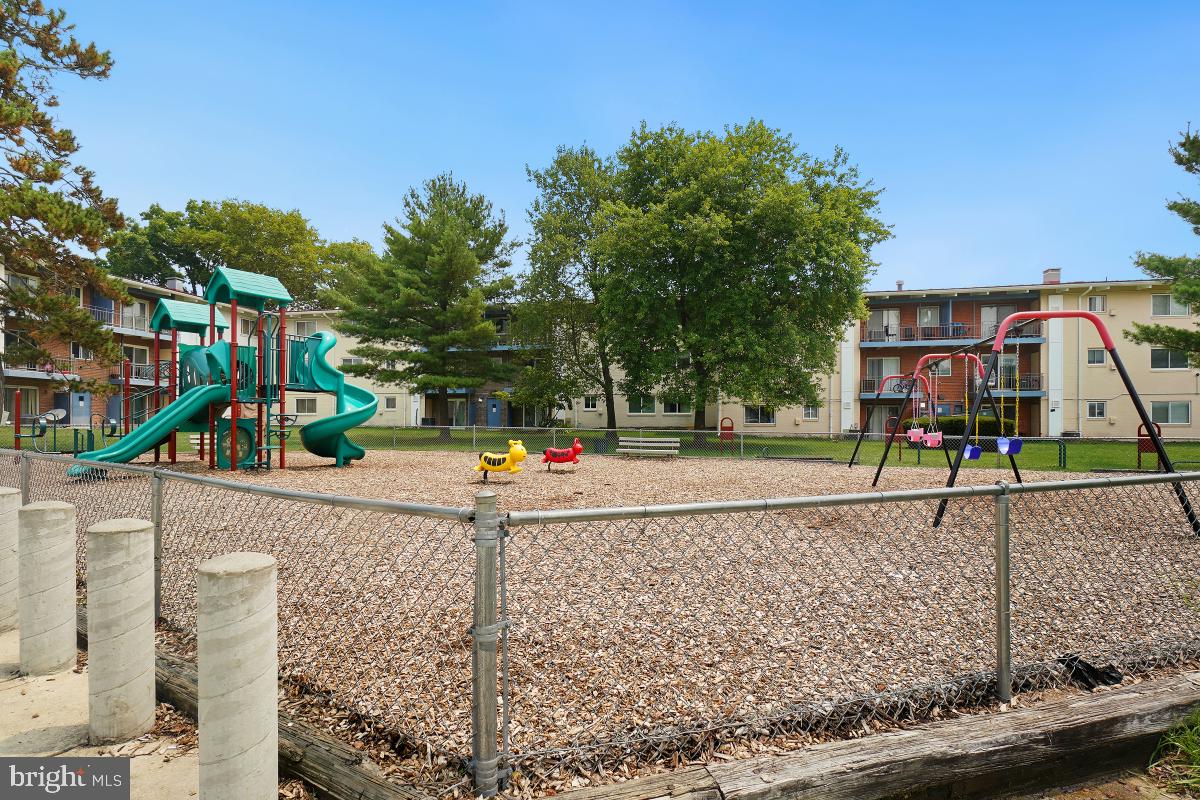 MARYLAND FARMS CONDO - Residential