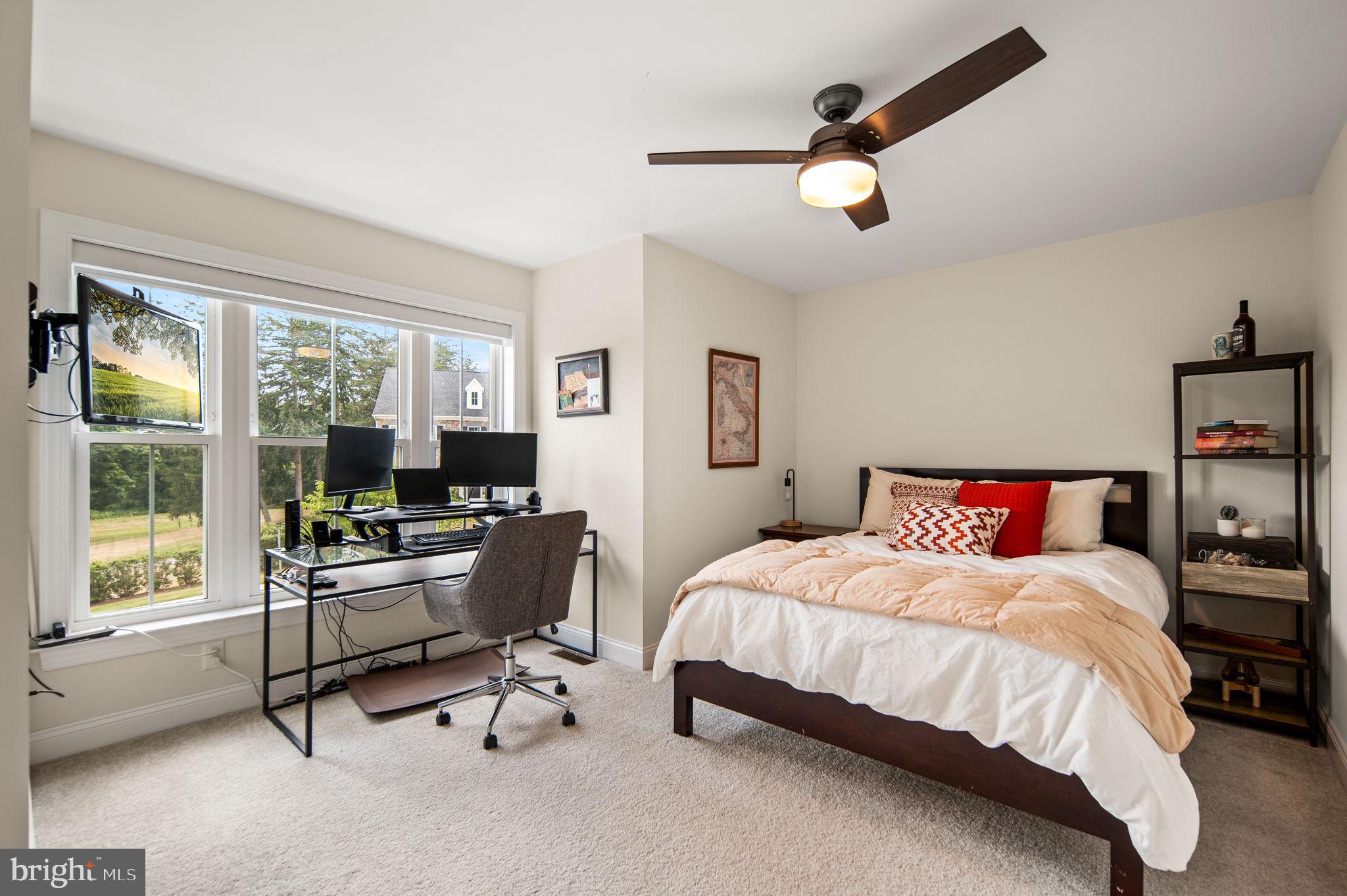 WASHINGTON MANOR - Residential