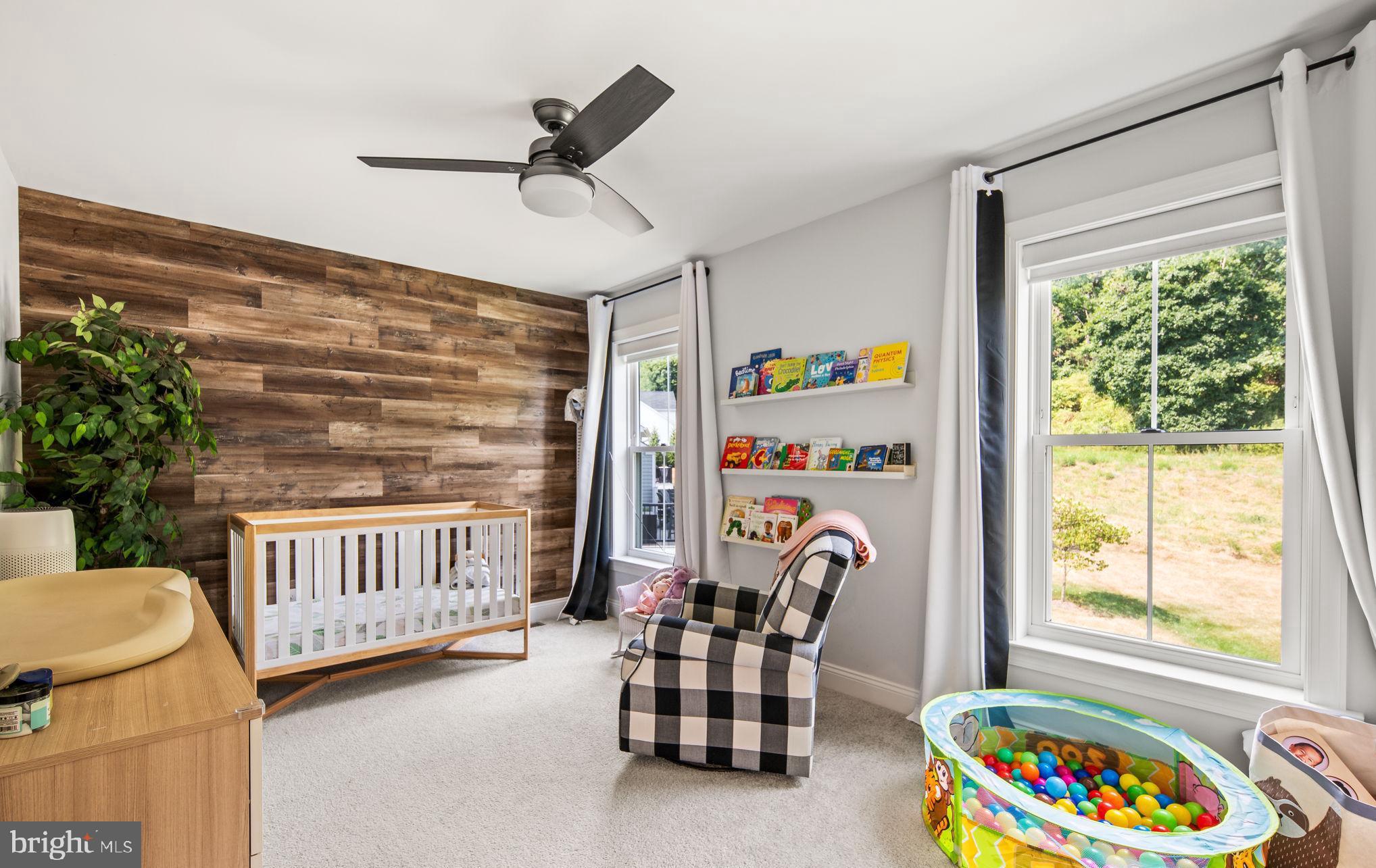 WASHINGTON MANOR - Residential