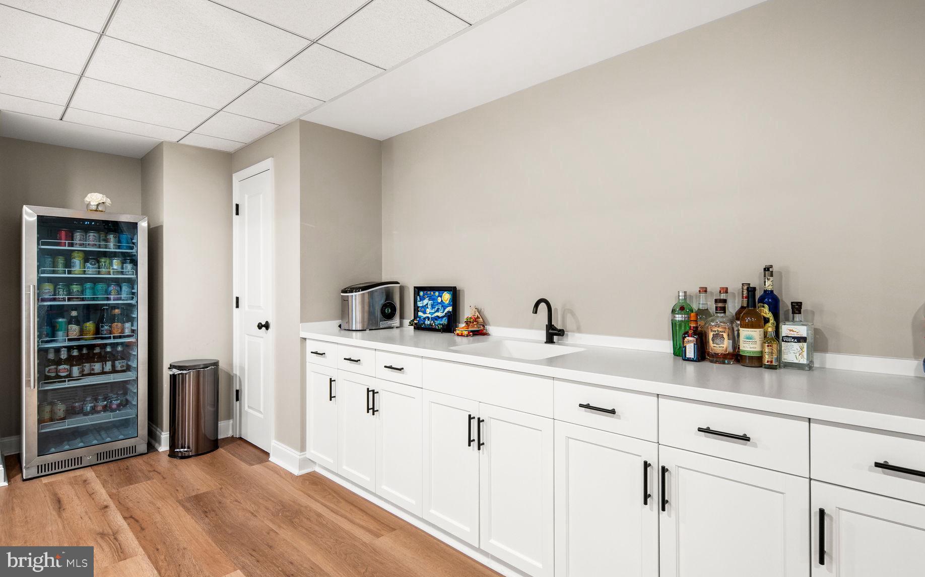 WASHINGTON MANOR - Residential