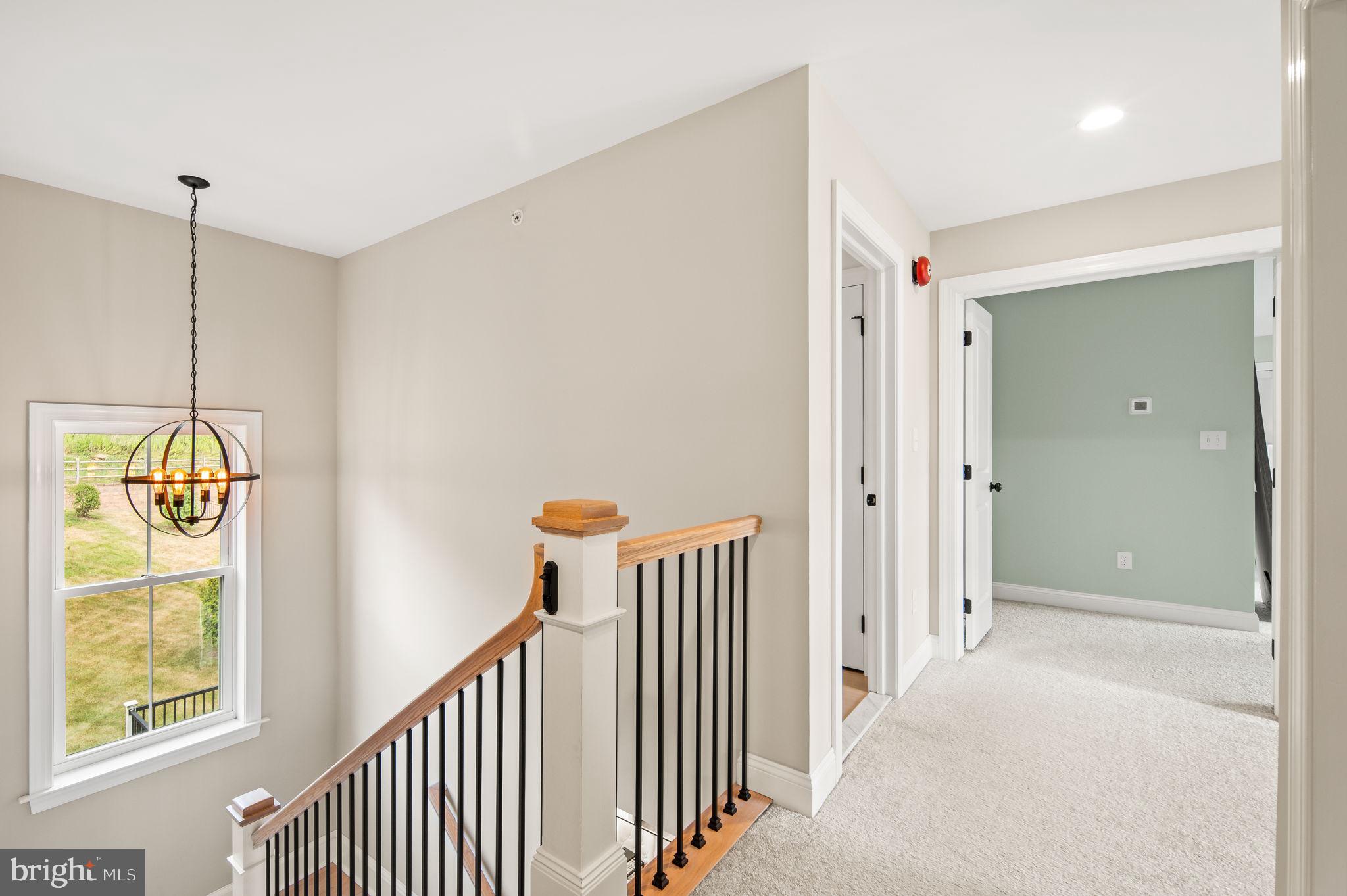 WASHINGTON MANOR - Residential