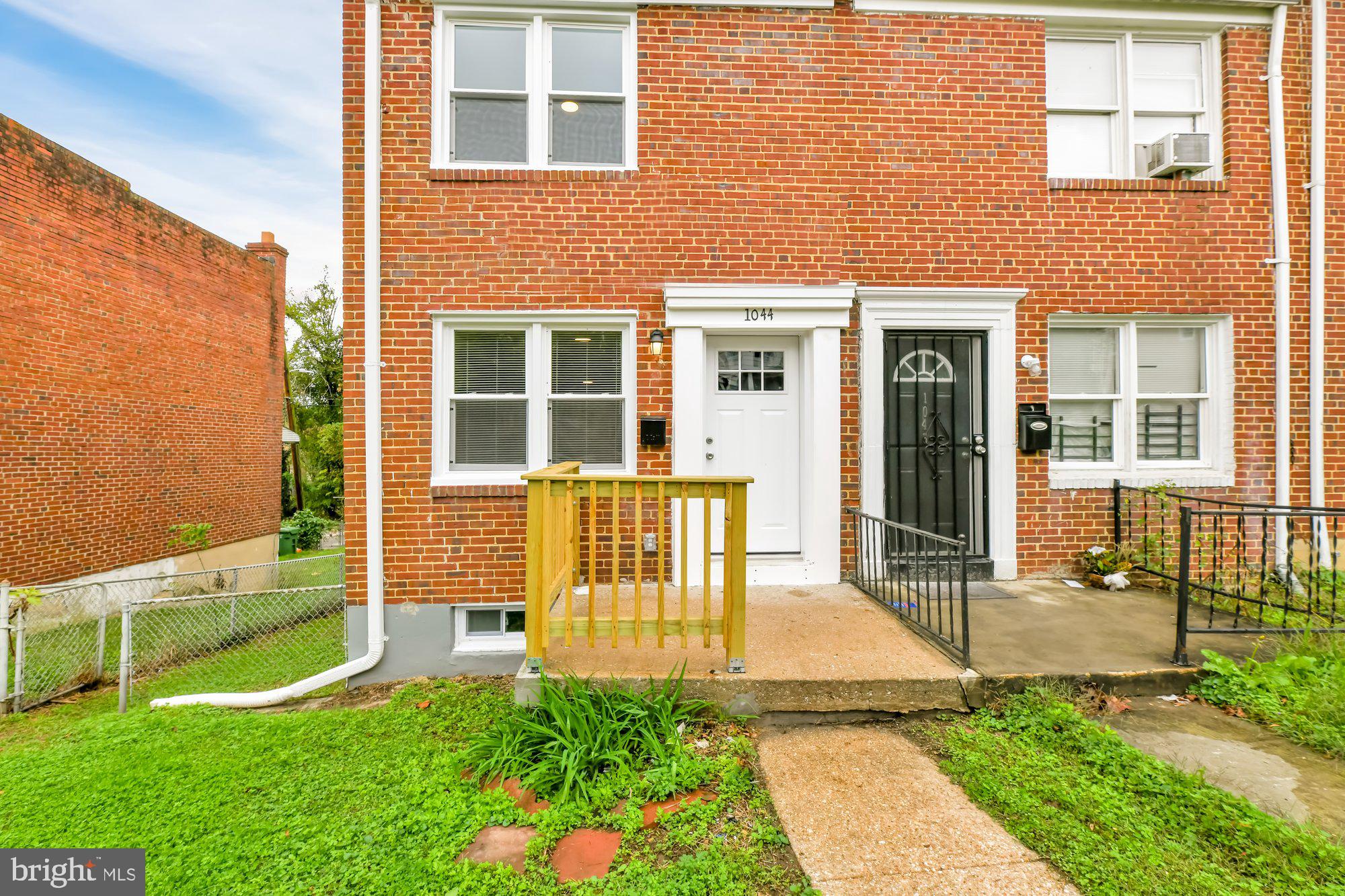 ROSEMONT - Residential