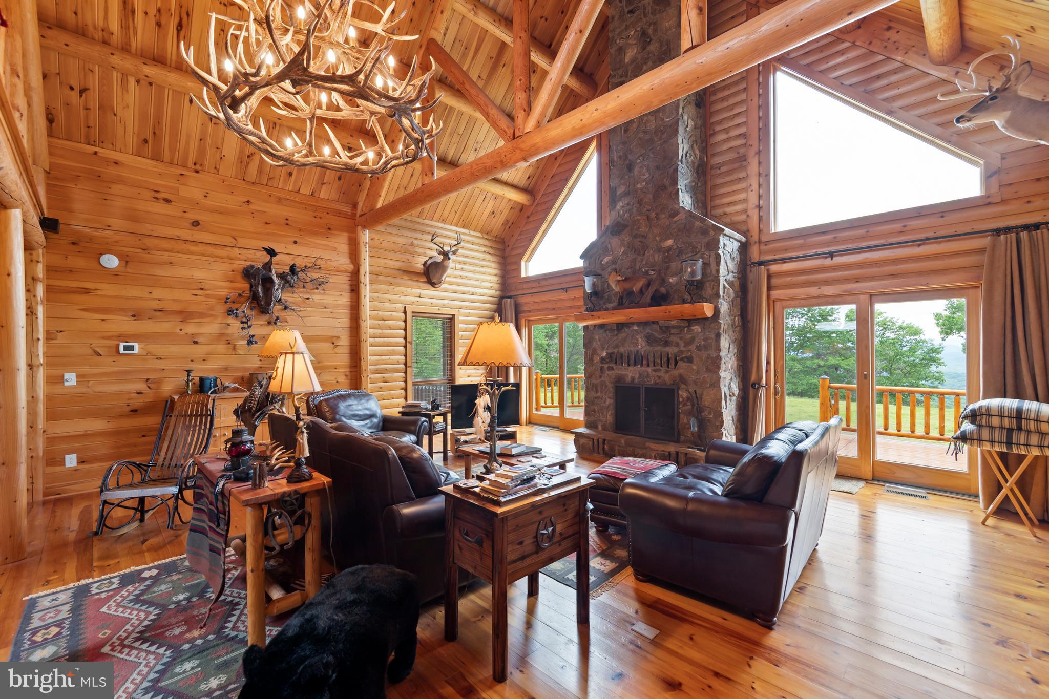 BLUFFS ON THE POTOMAC - Residential