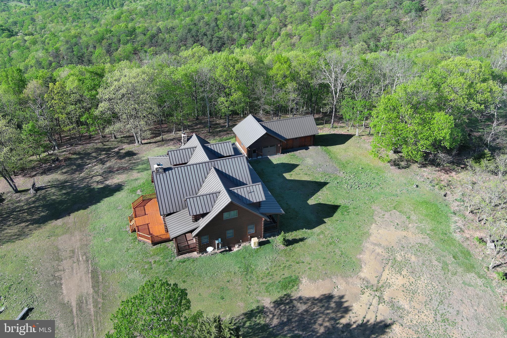 BLUFFS ON THE POTOMAC - Residential