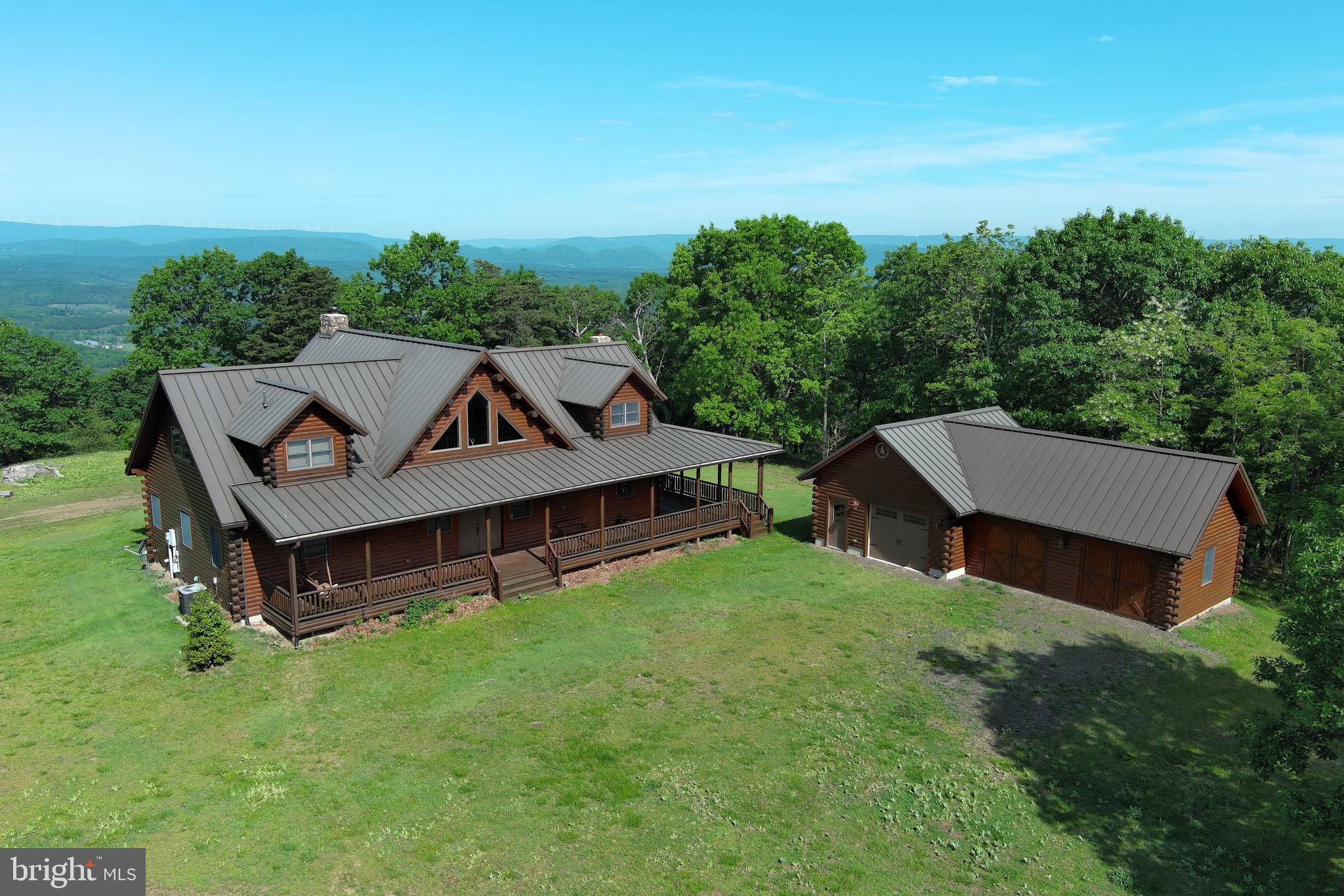 BLUFFS ON THE POTOMAC - Residential