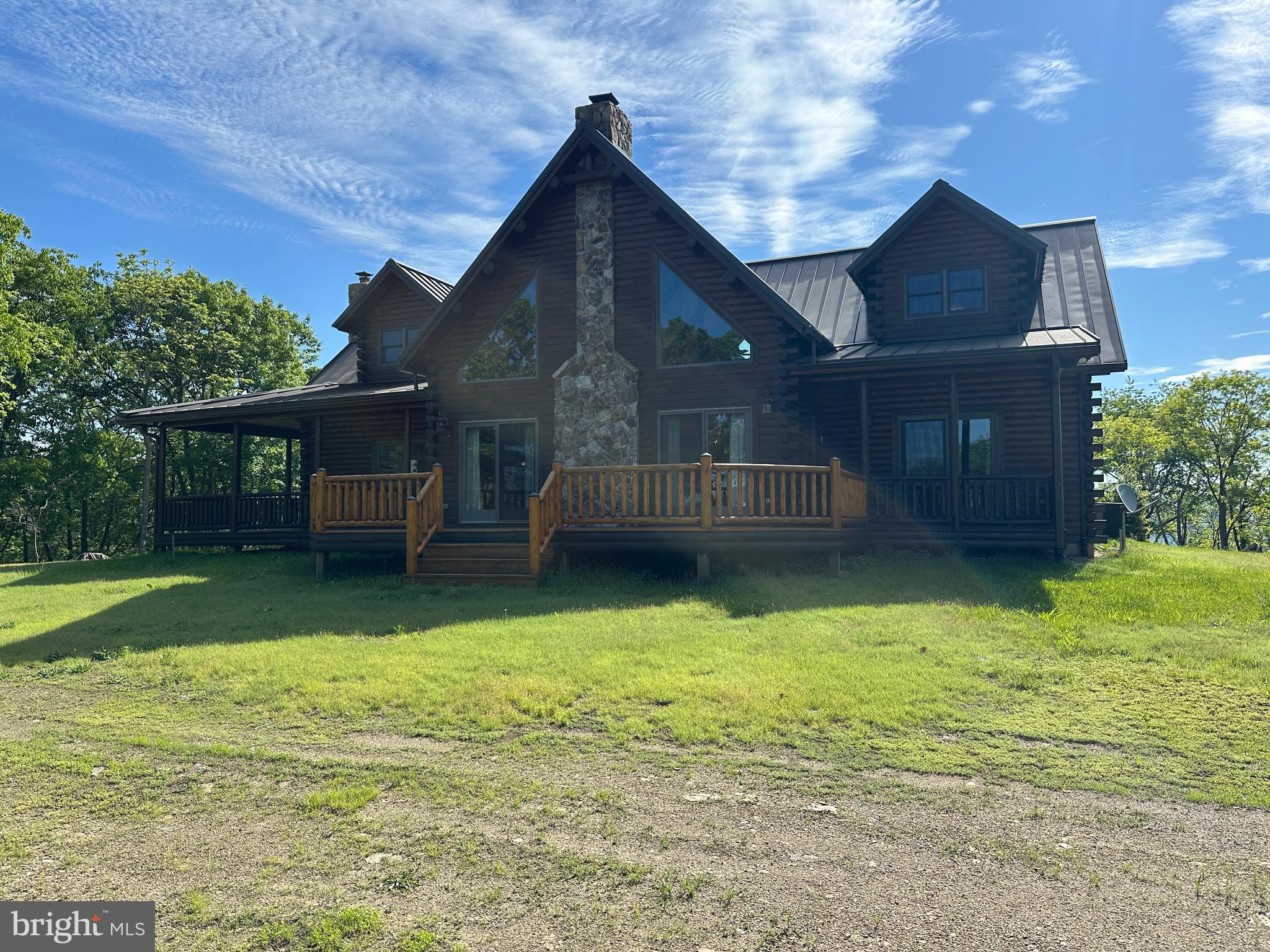 BLUFFS ON THE POTOMAC - Residential