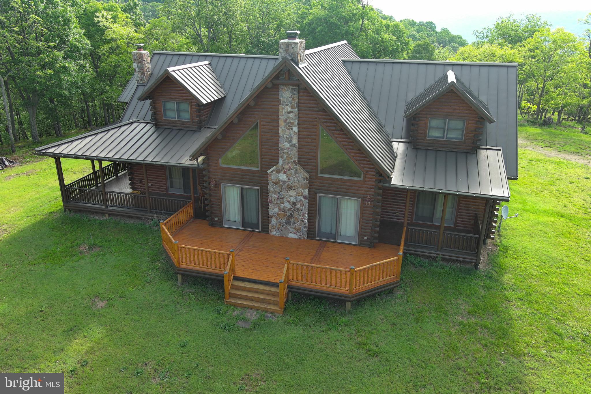BLUFFS ON THE POTOMAC - Residential