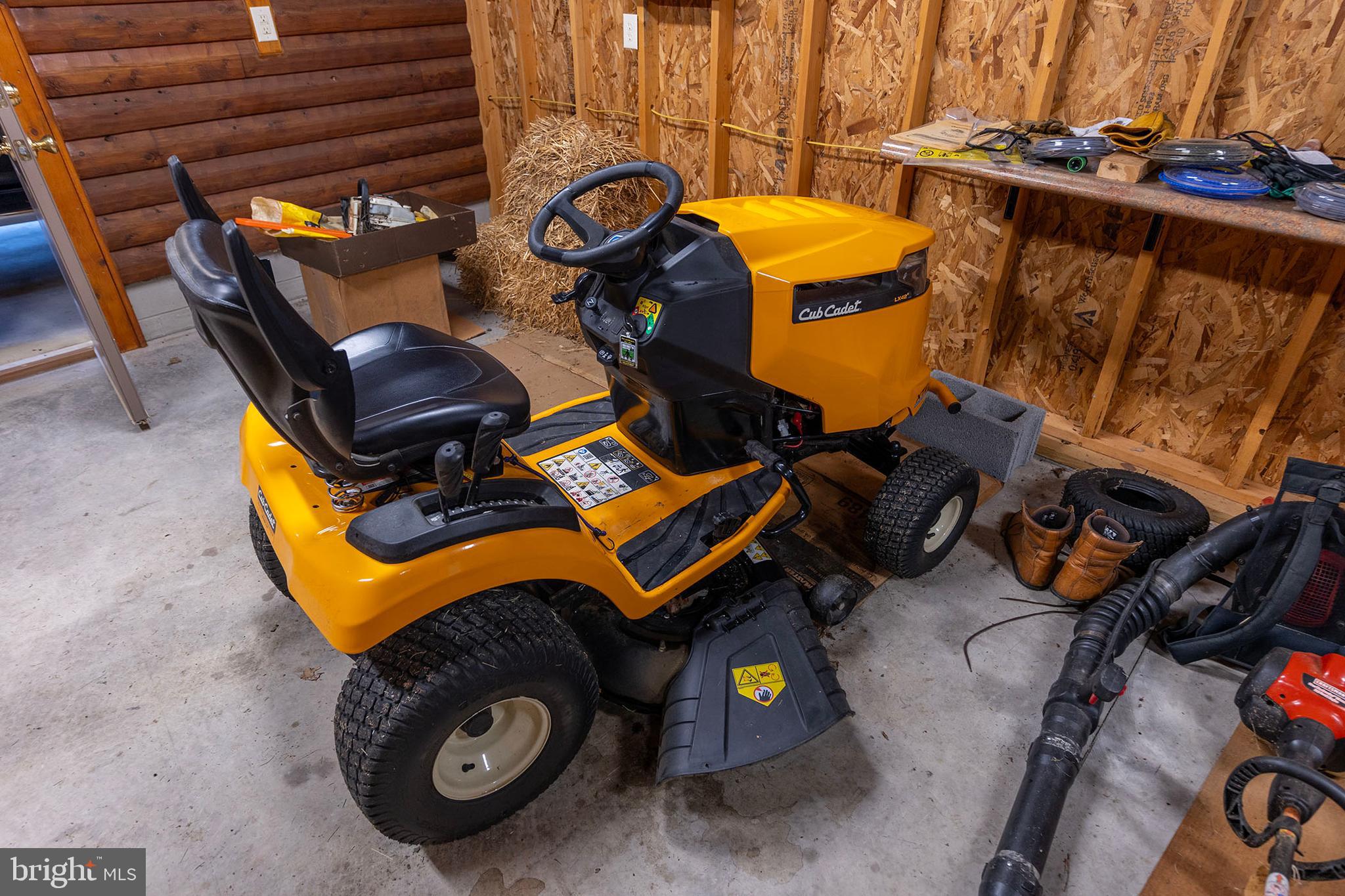 BLUFFS ON THE POTOMAC - Residential