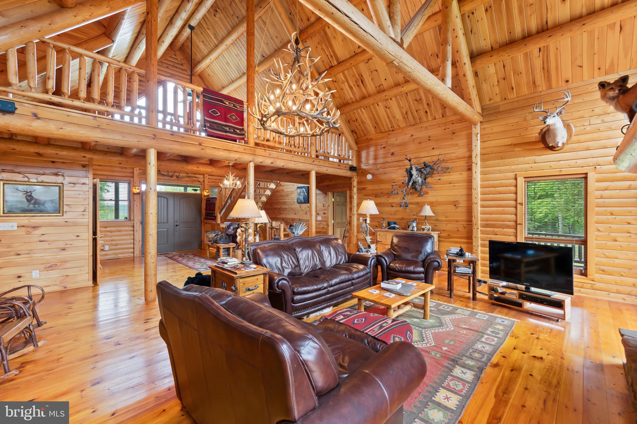 BLUFFS ON THE POTOMAC - Residential