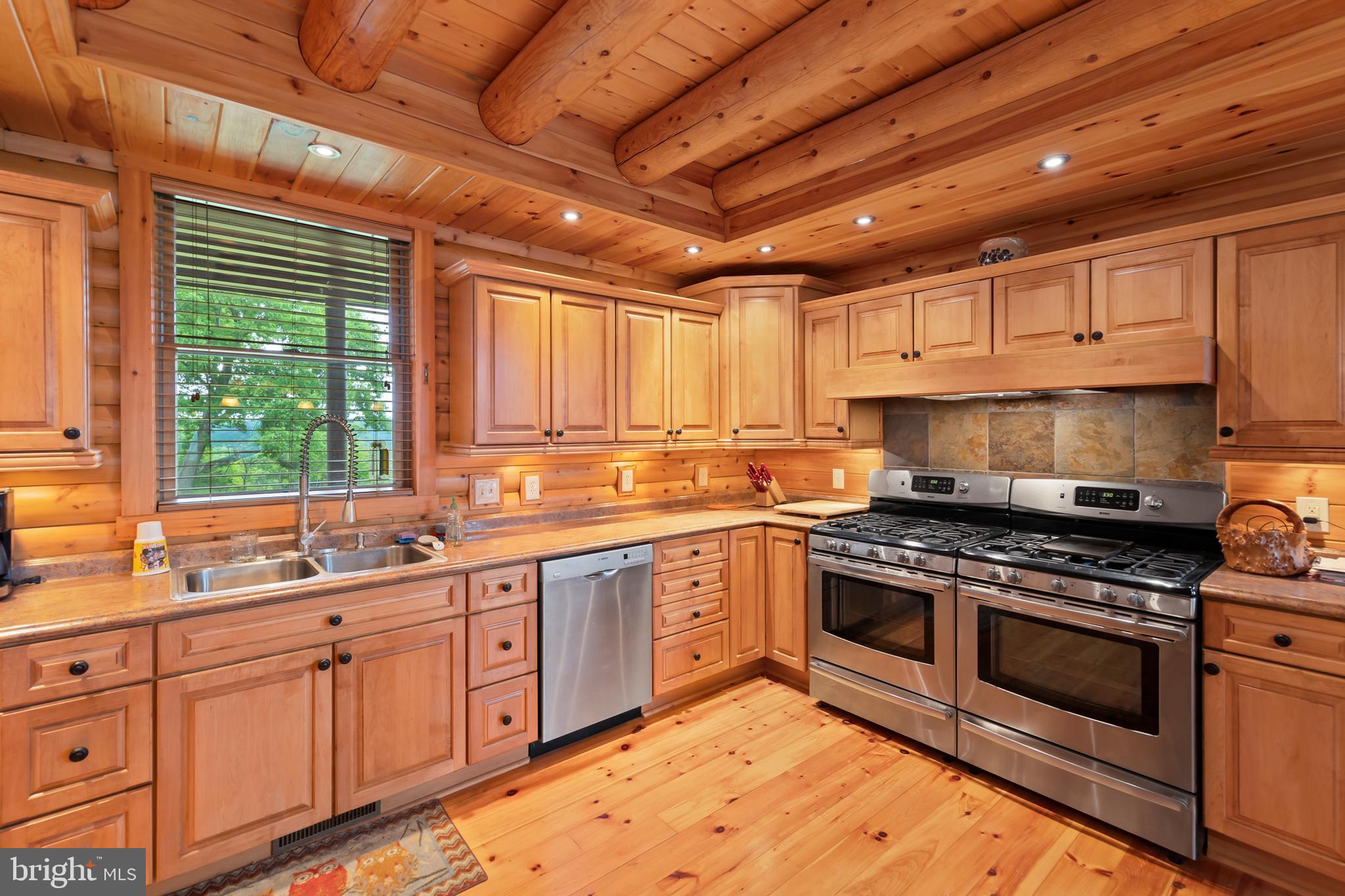 BLUFFS ON THE POTOMAC - Residential