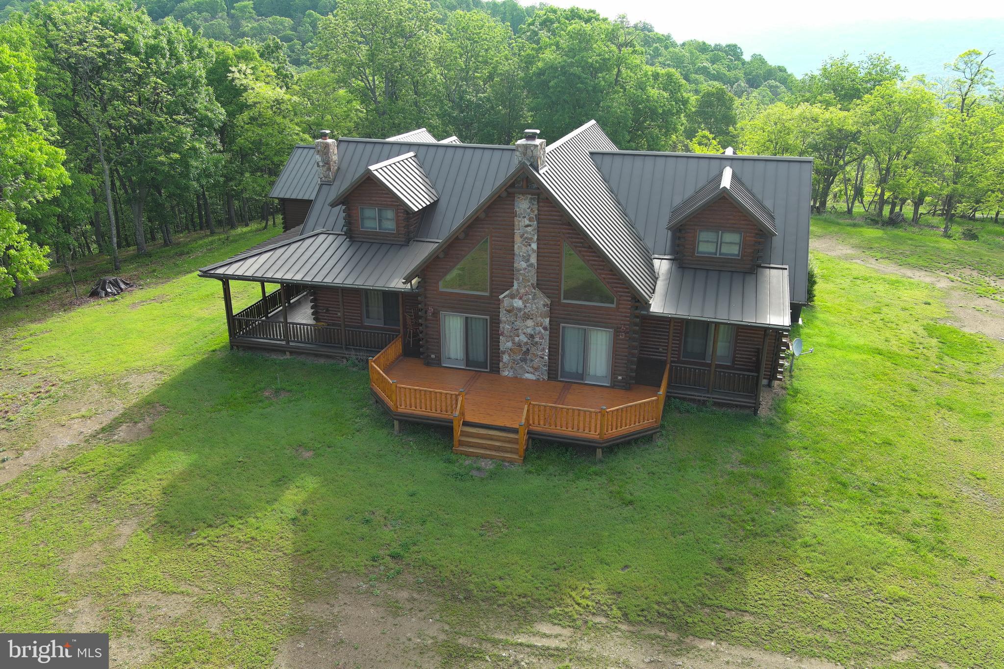 BLUFFS ON THE POTOMAC - Residential