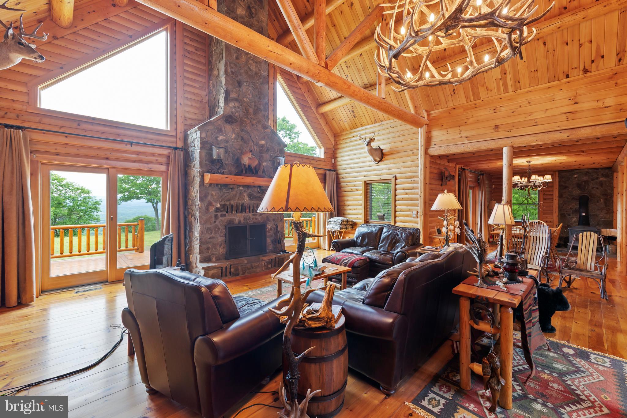 BLUFFS ON THE POTOMAC - Residential