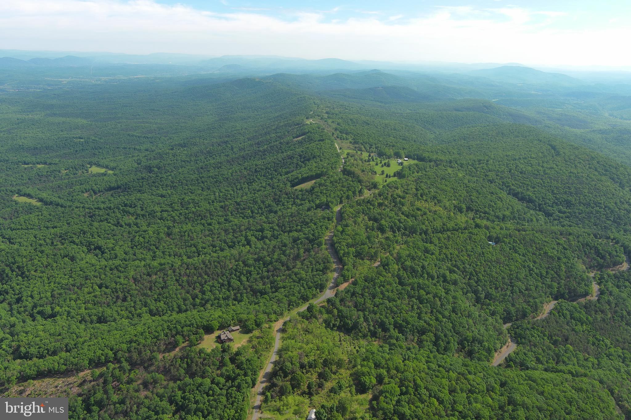 BLUFFS ON THE POTOMAC - Residential