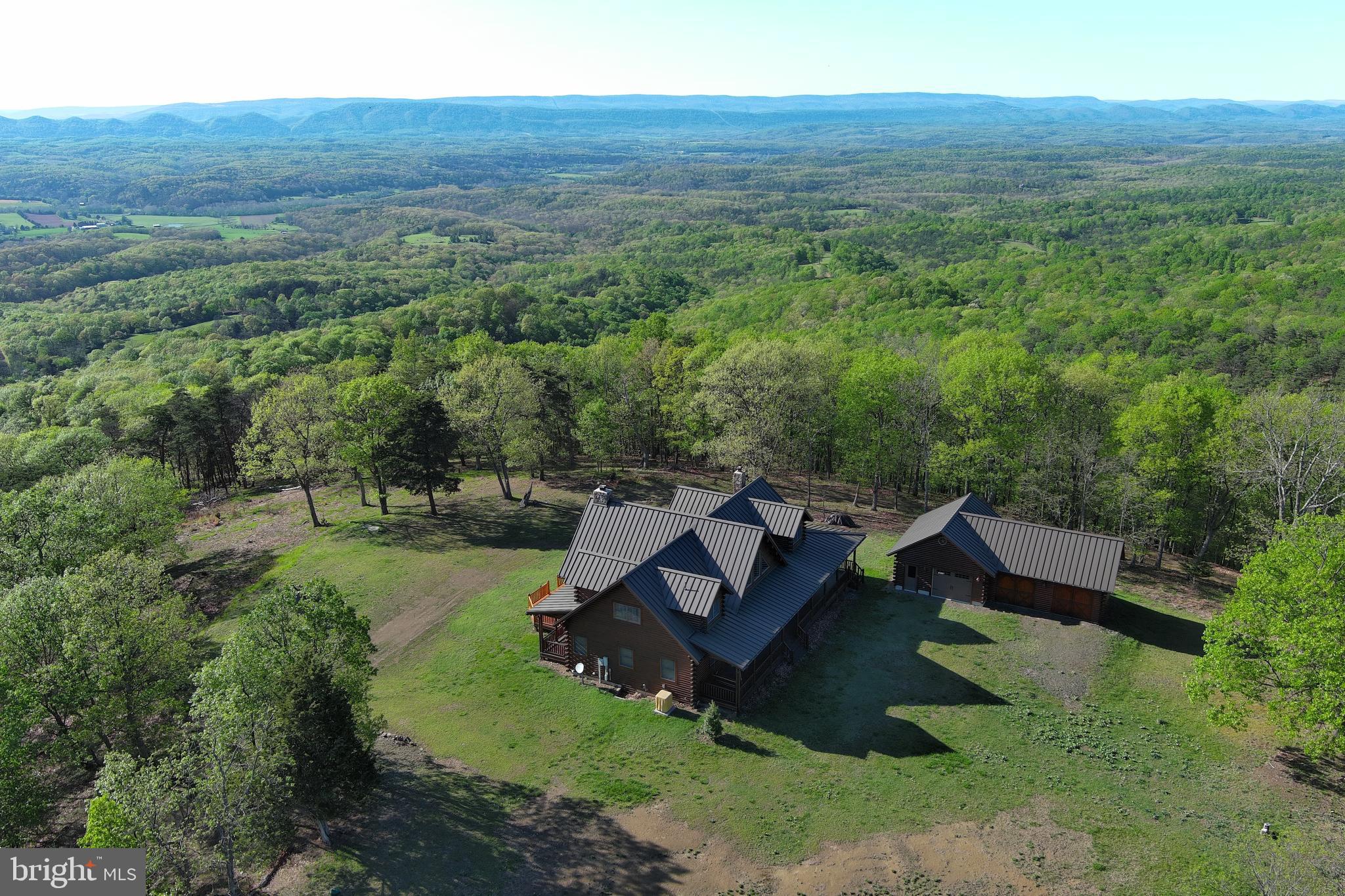 BLUFFS ON THE POTOMAC - Residential