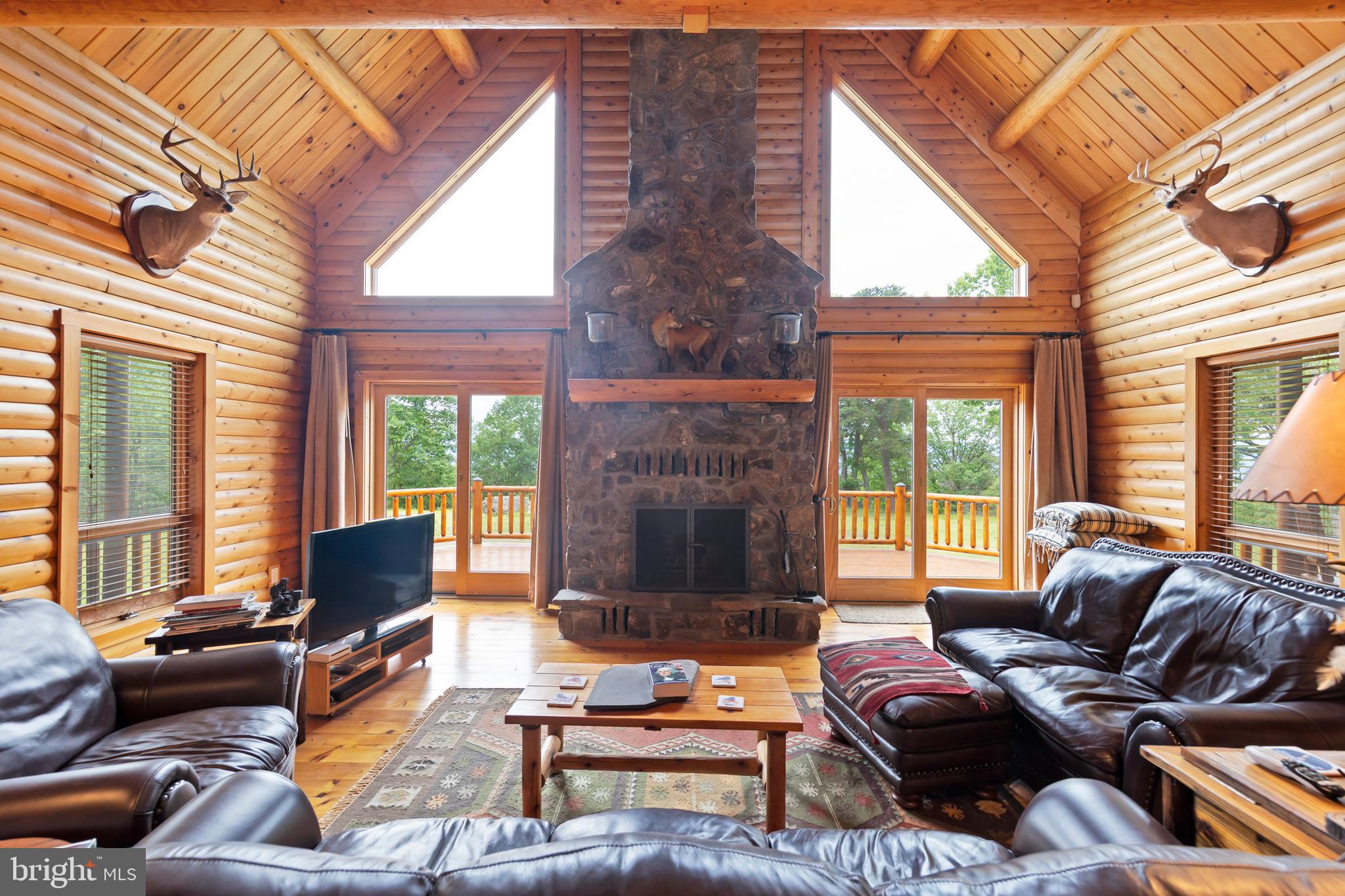 BLUFFS ON THE POTOMAC - Residential